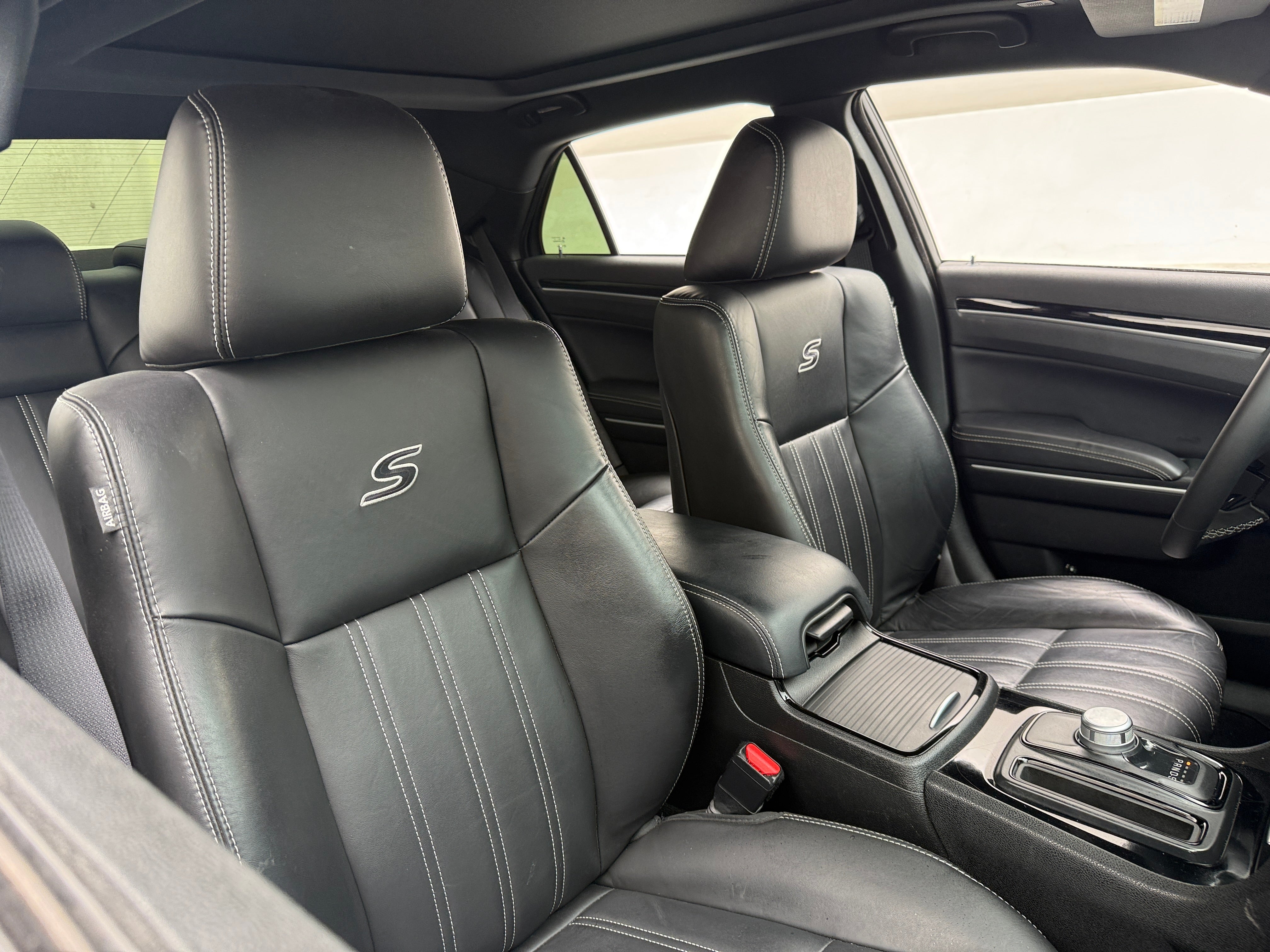 2022 Chrysler 300