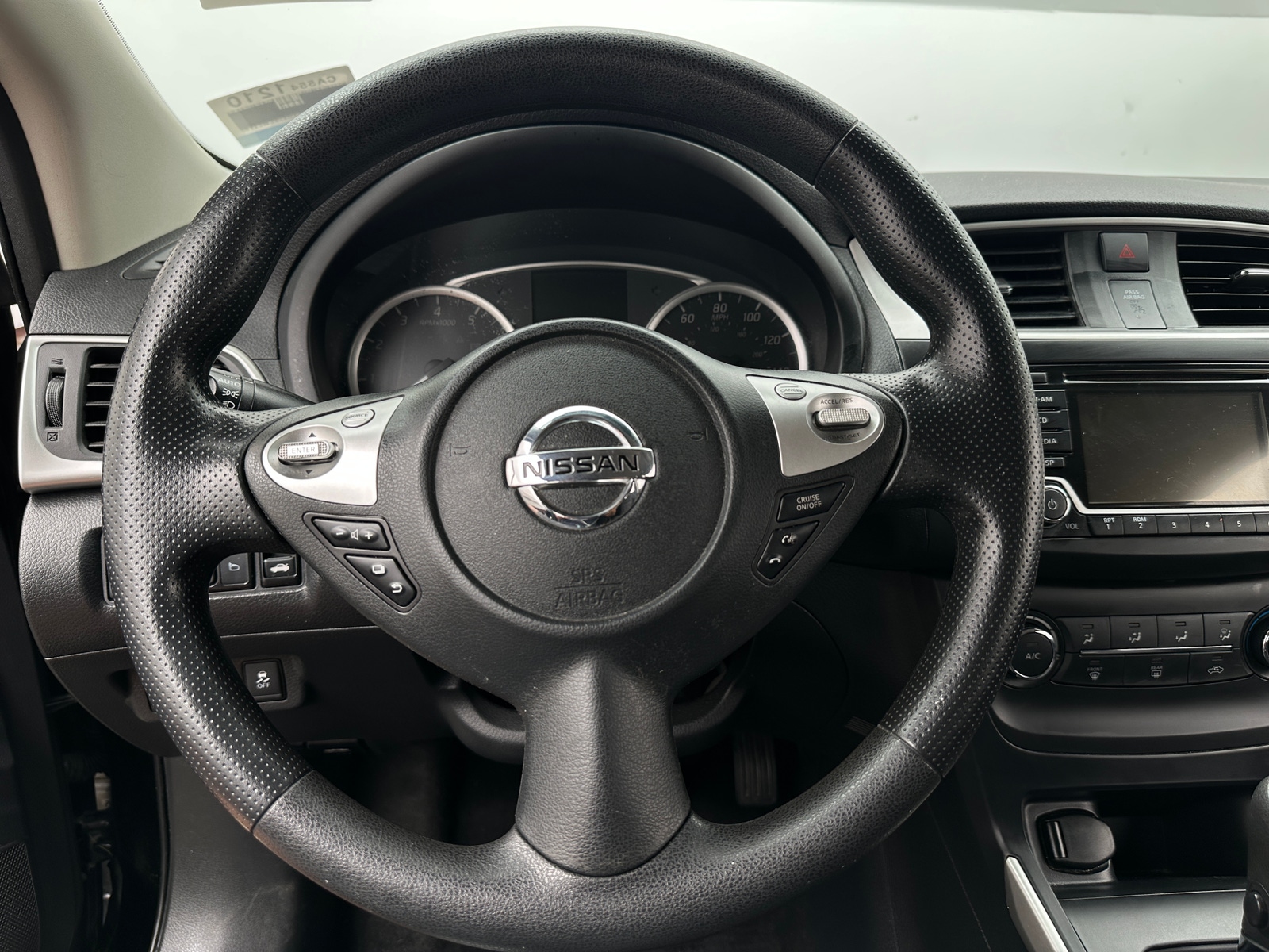 Thumbnail: 2018 Nissan Sentra - 5