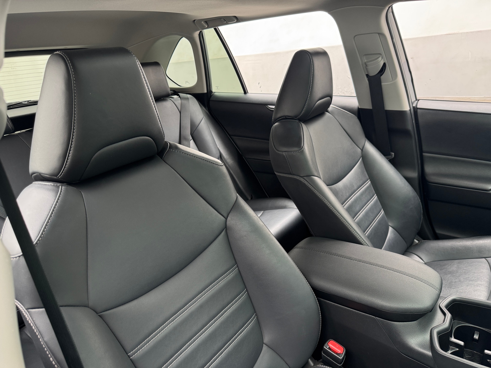 Thumbnail: 2022 Toyota RAV4 - 2