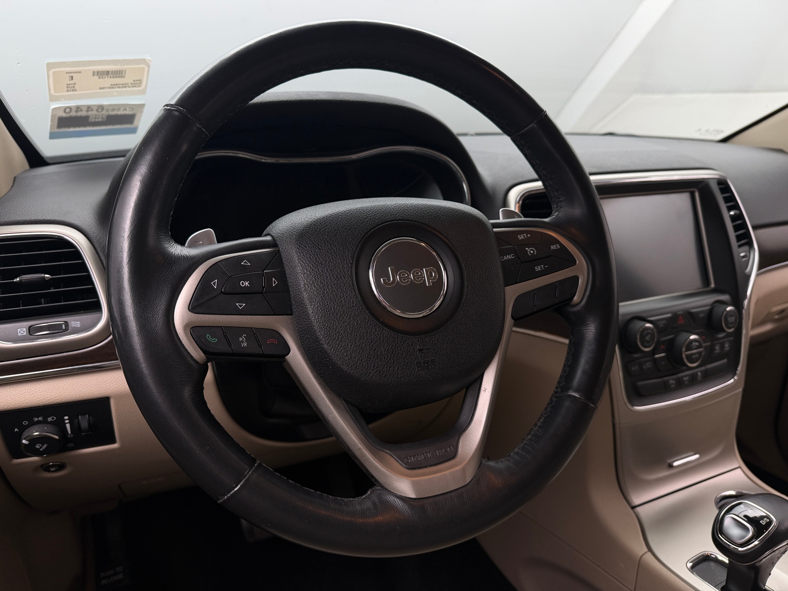 Thumbnail: 2015 Jeep Grand Cherokee - 4