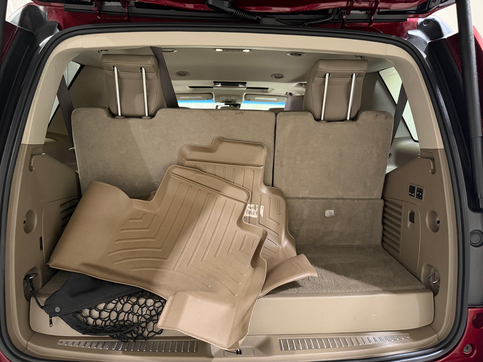Thumbnail: 2018 Chevrolet Tahoe - 6