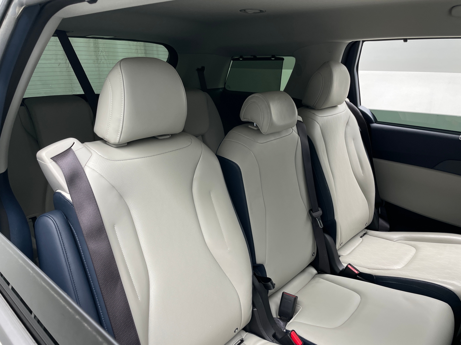 Thumbnail: 2025 Kia Carnival - 5