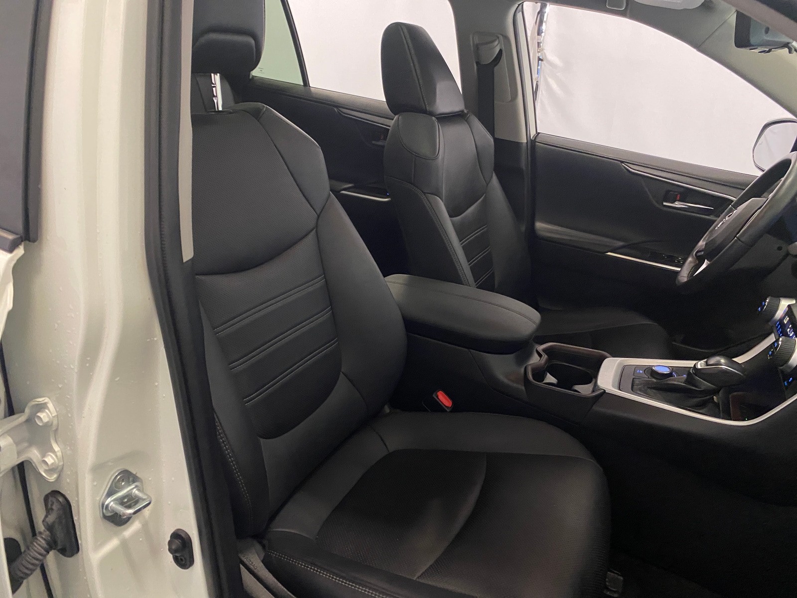 Thumbnail: 2021 Toyota RAV4 - 2