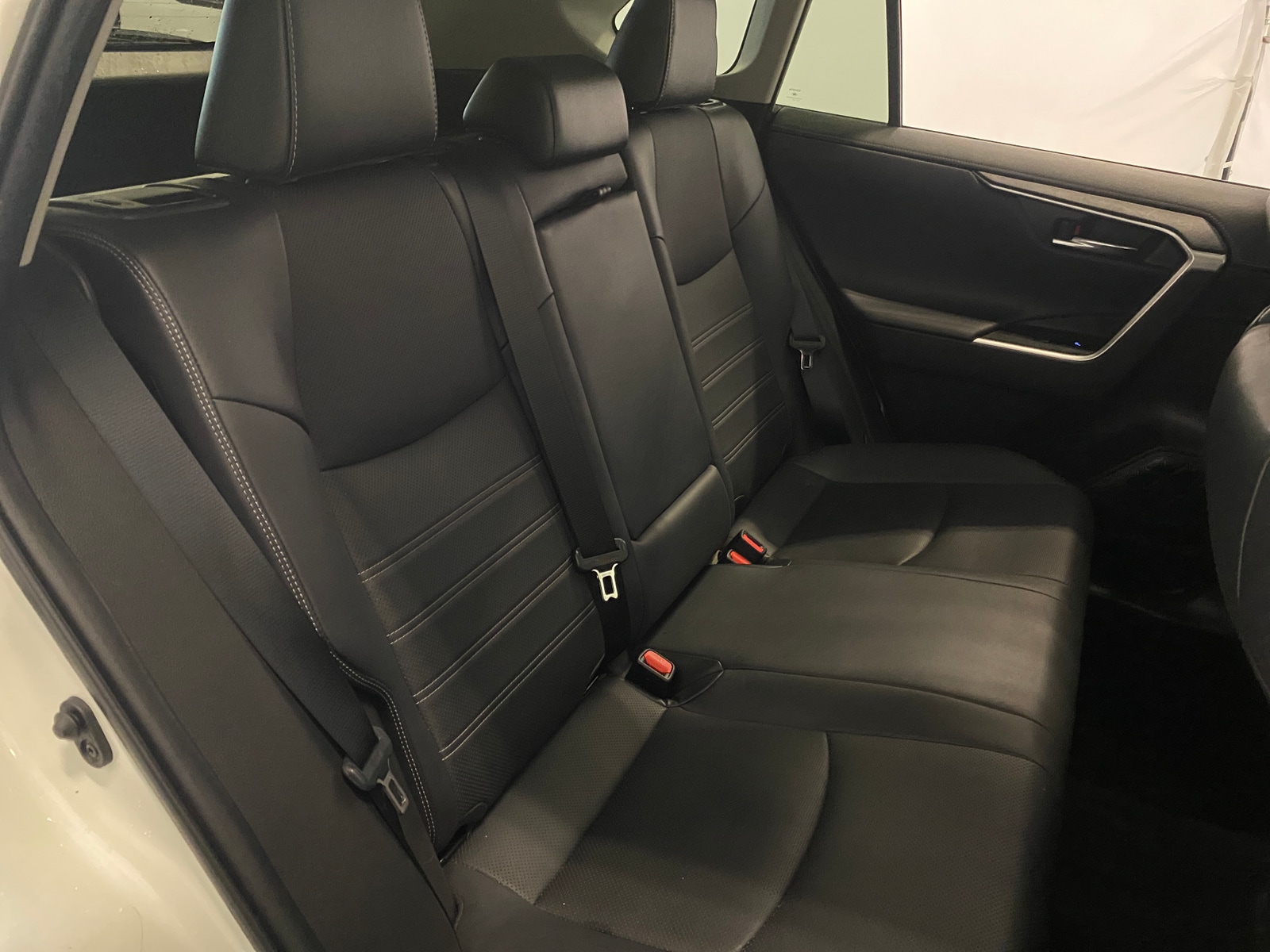 Thumbnail: 2021 Toyota RAV4 - 6