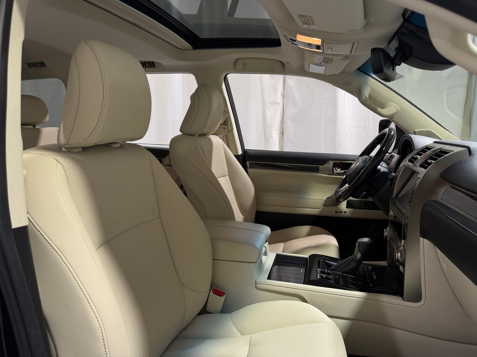 Thumbnail: 2020 Lexus GX - 2