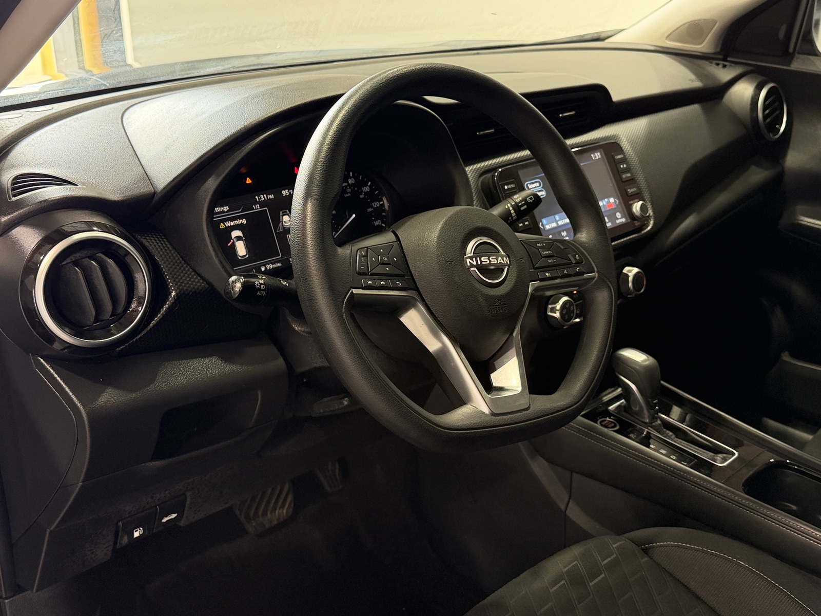 Thumbnail: 2023 Nissan Kicks - 3