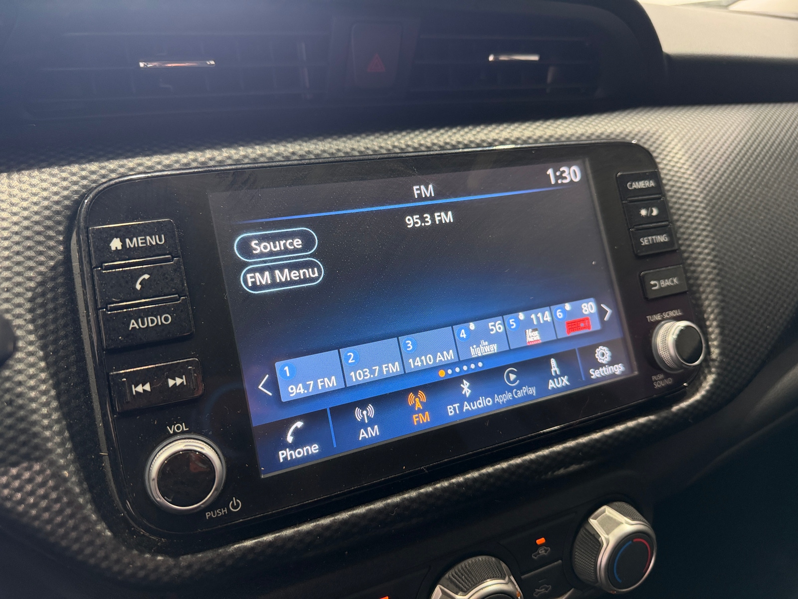 Thumbnail: 2023 Nissan Kicks - 4