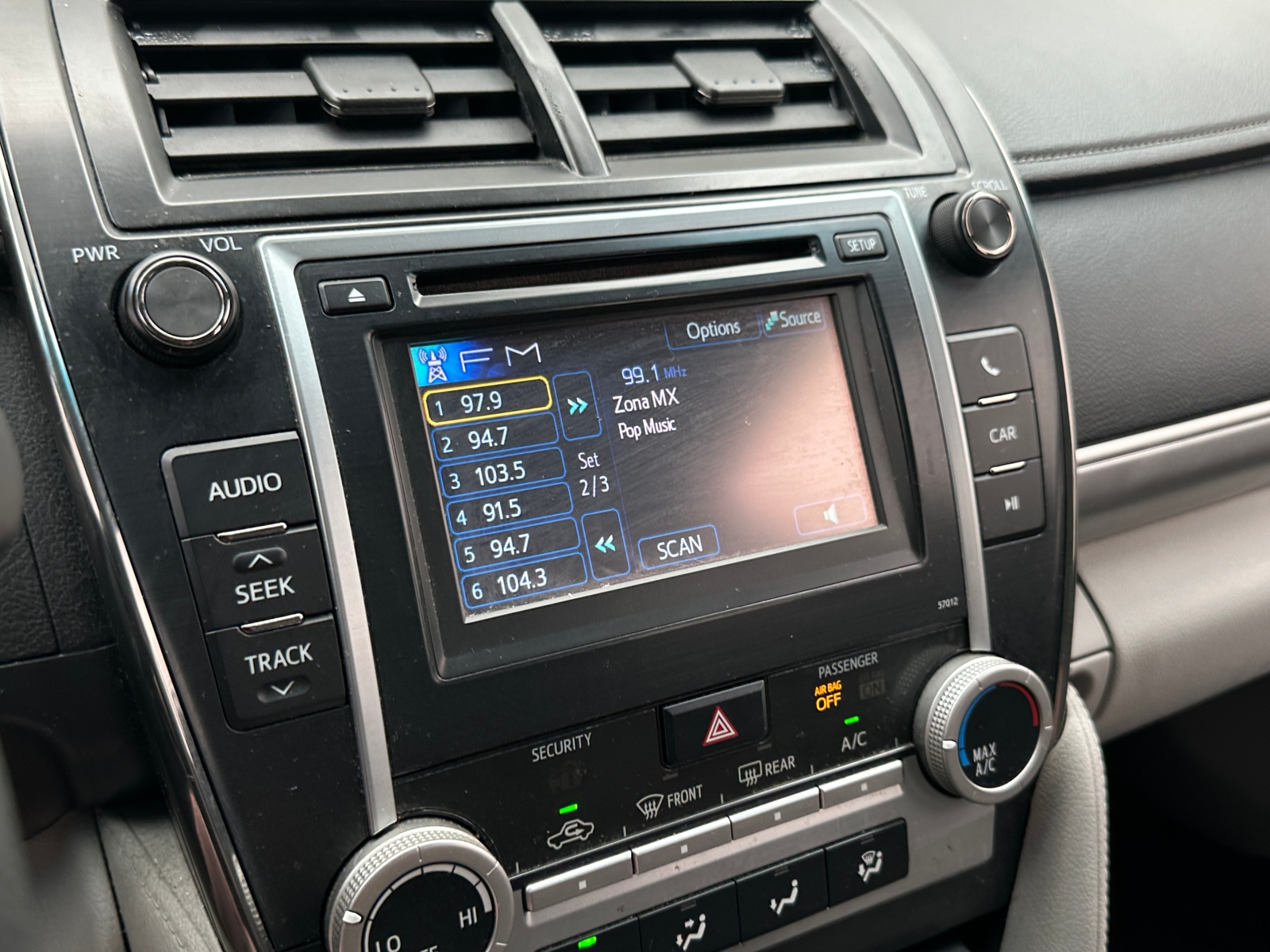 Thumbnail: 2012 Toyota Camry - 4