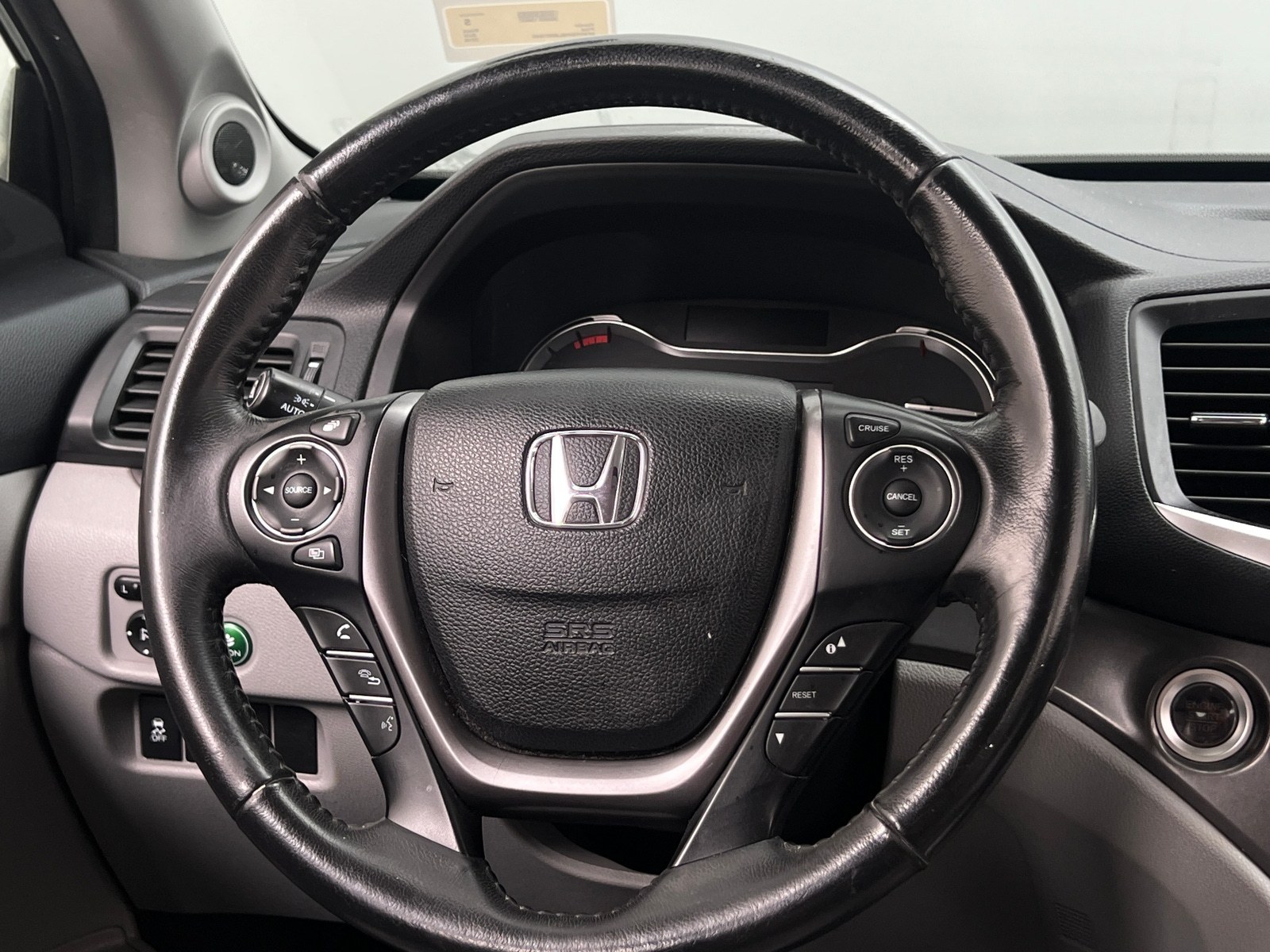 Thumbnail: 2018 Honda Pilot - 4