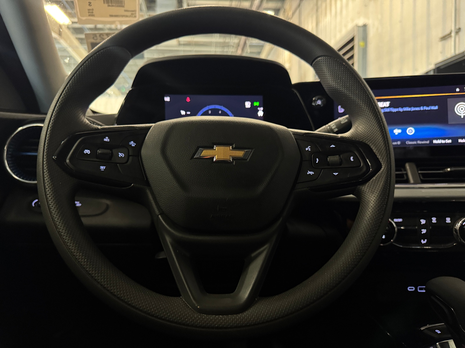 Thumbnail: 2026 Chevrolet Trax - 4