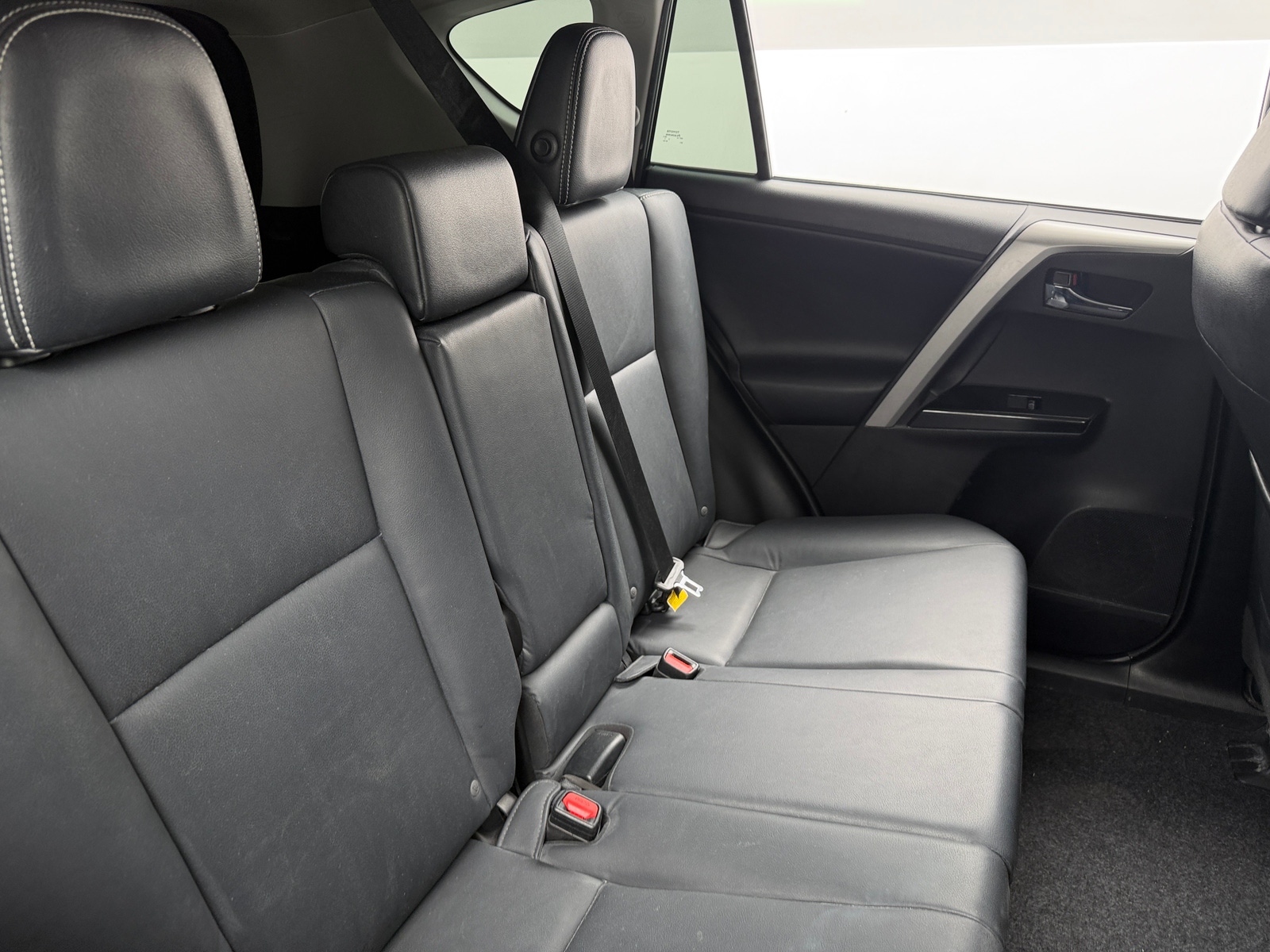 Thumbnail: 2016 Toyota RAV4 - 5