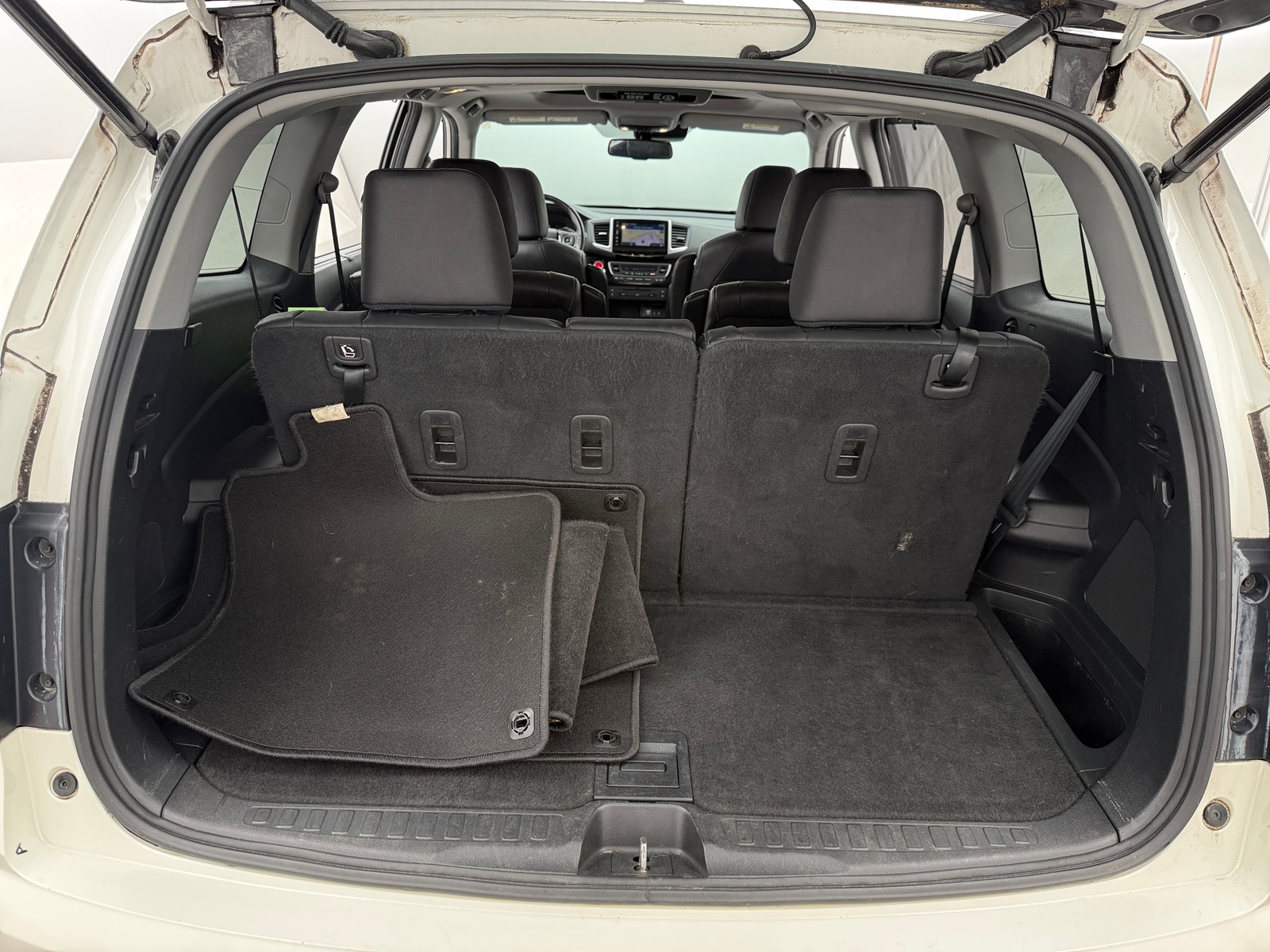 Thumbnail: 2017 Honda Pilot - 6