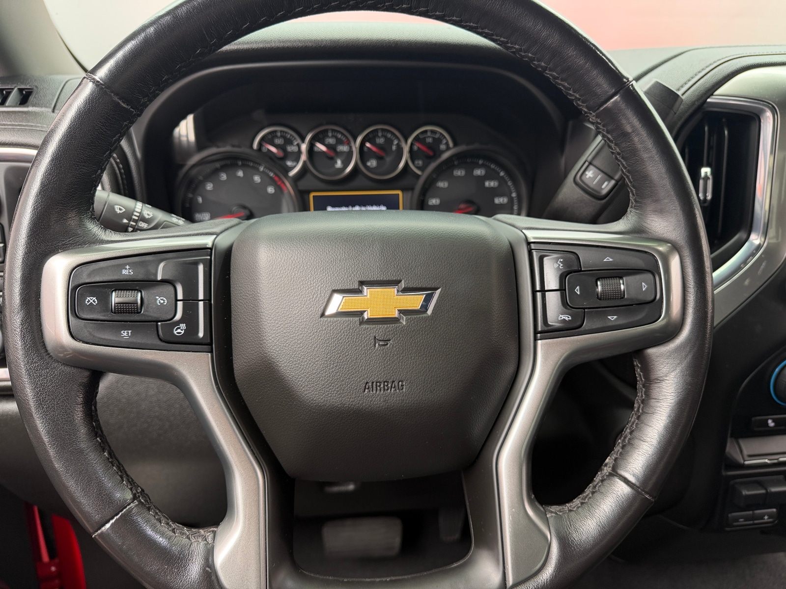 Thumbnail: 2020 Chevrolet Silverado 1500 - 5