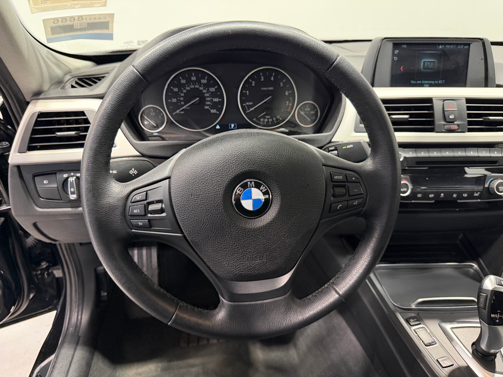 Thumbnail: 2018 BMW 3 Series - 4