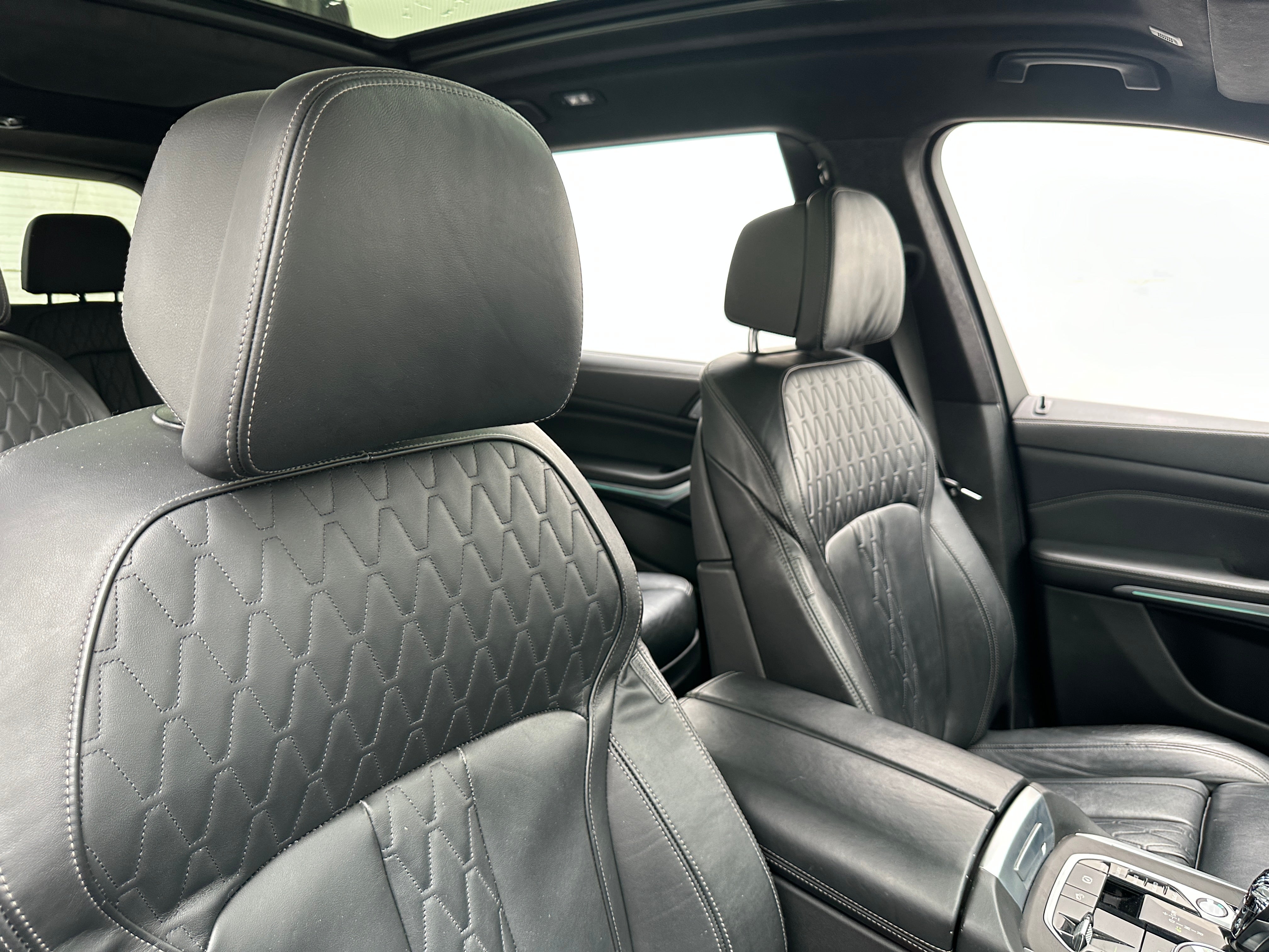 2022 BMW X7