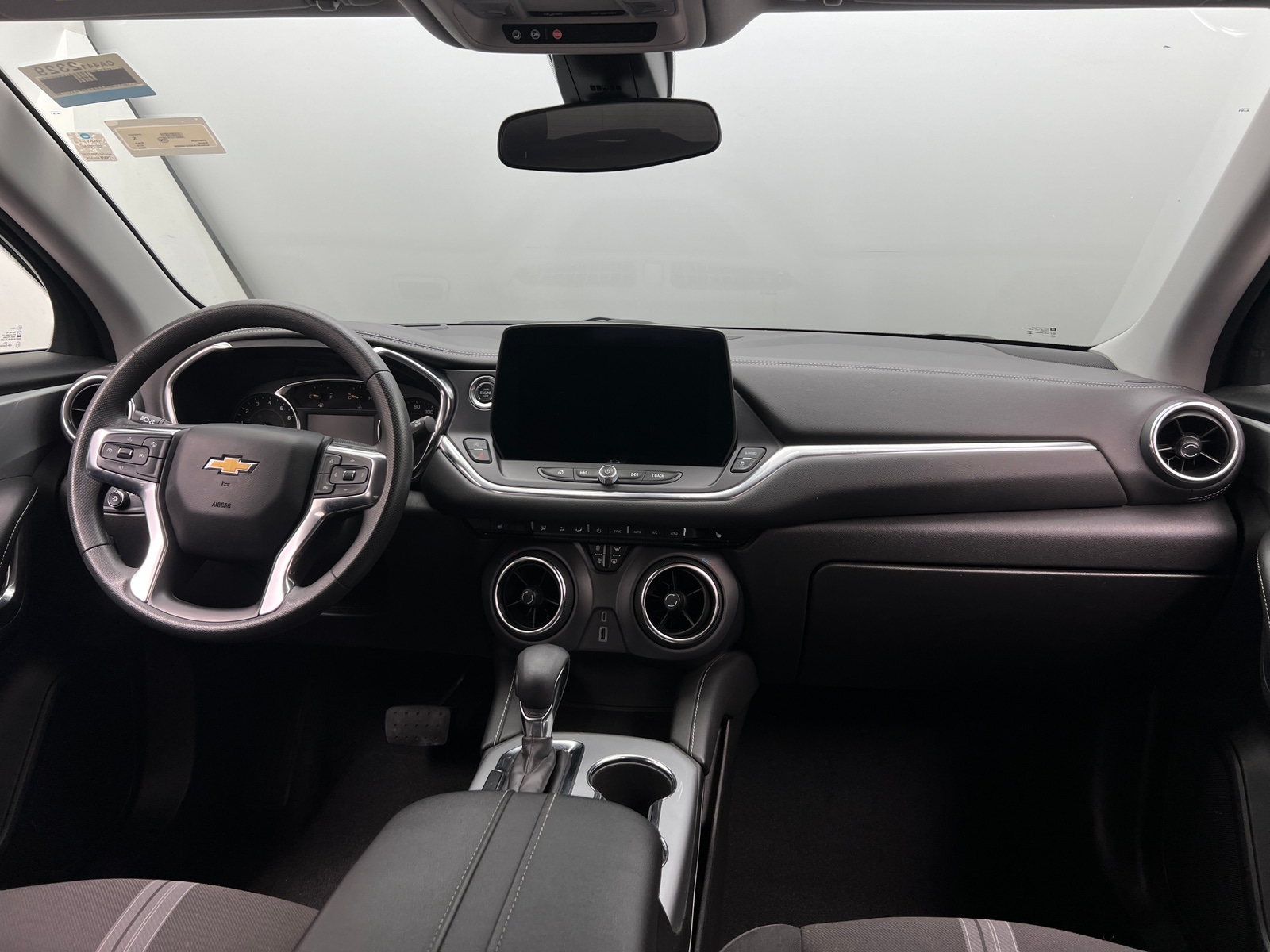 Thumbnail: 2025 Chevrolet Blazer - 3