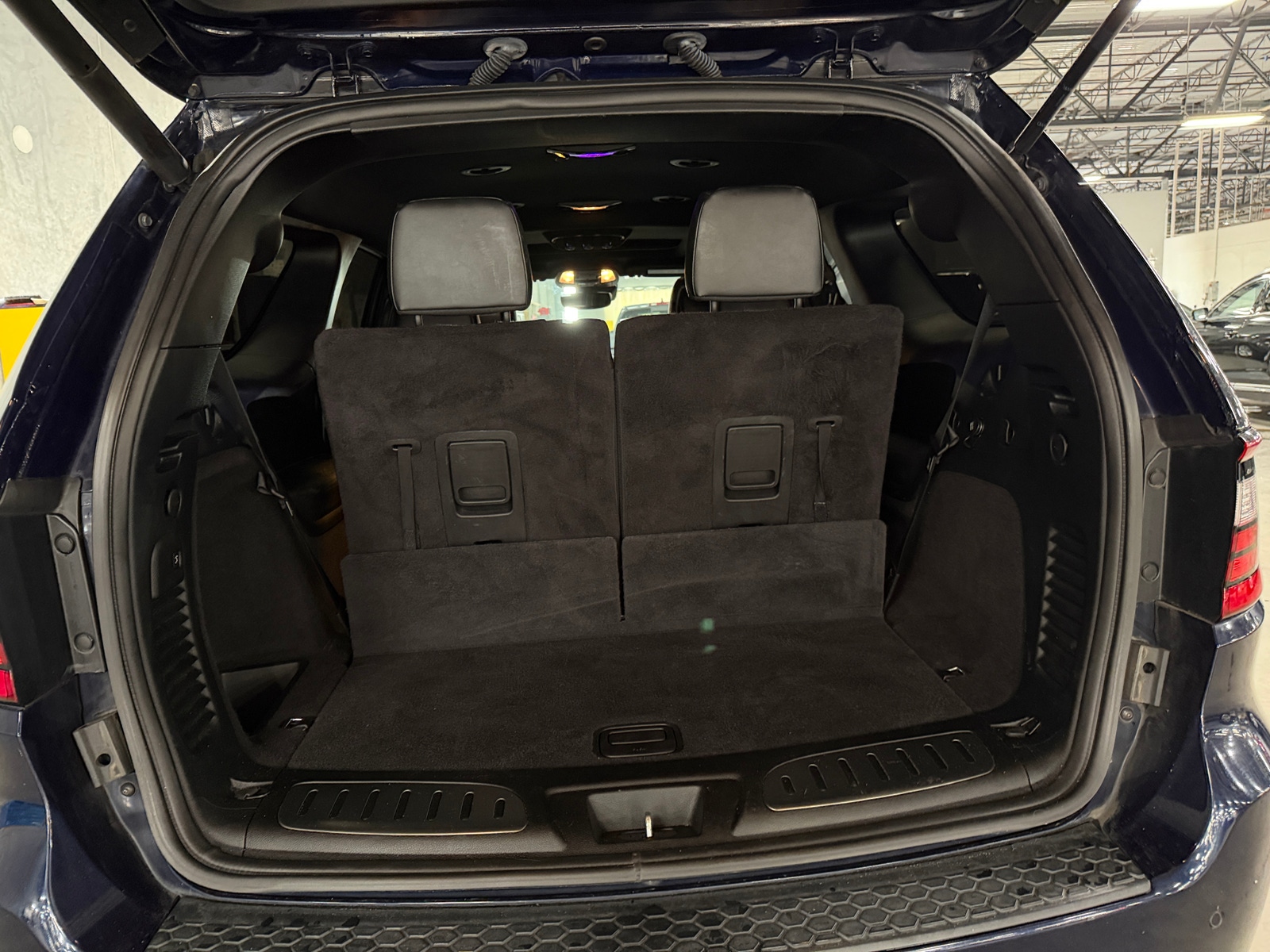 Thumbnail: 2017 Dodge Durango - 6