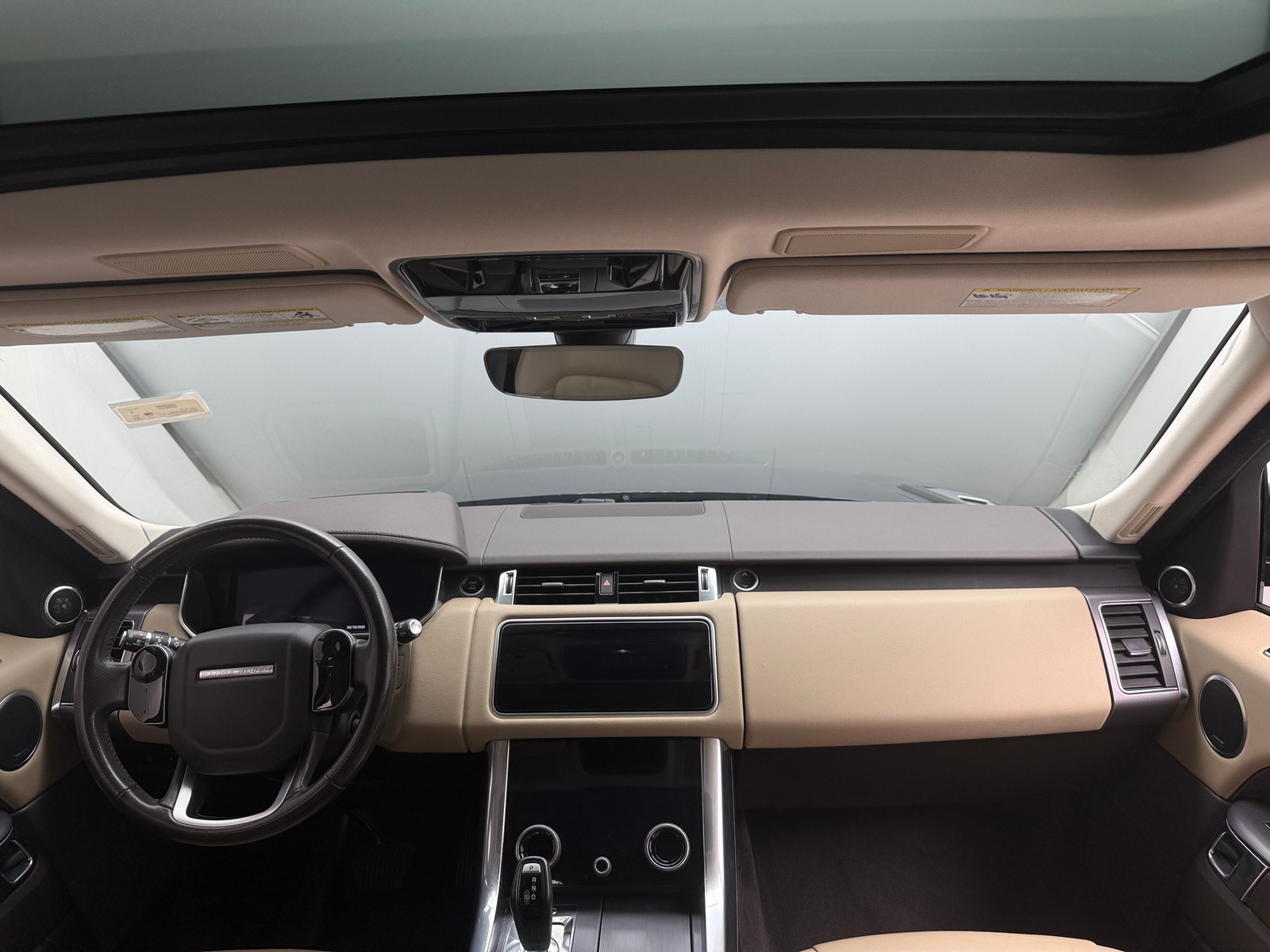 Thumbnail: 2020 Land Rover Range Rover Sport - 3