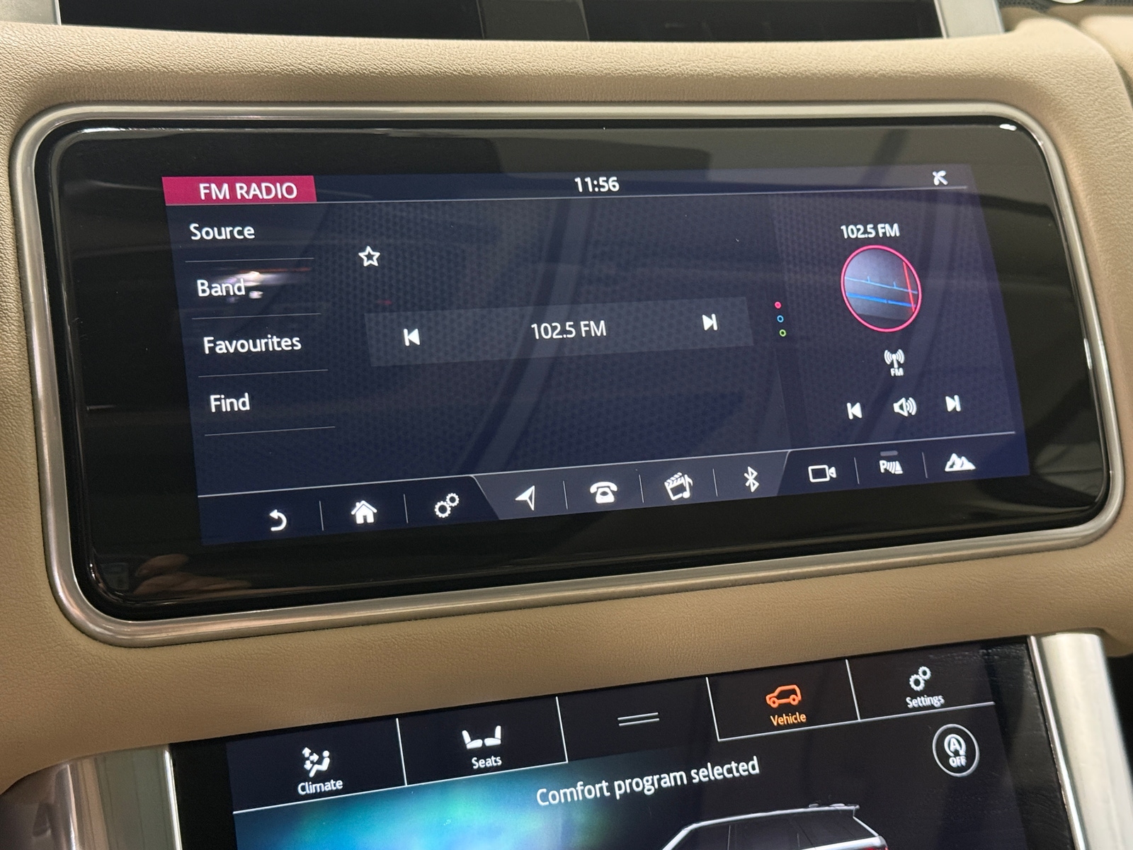 Thumbnail: 2020 Land Rover Range Rover Sport - 4