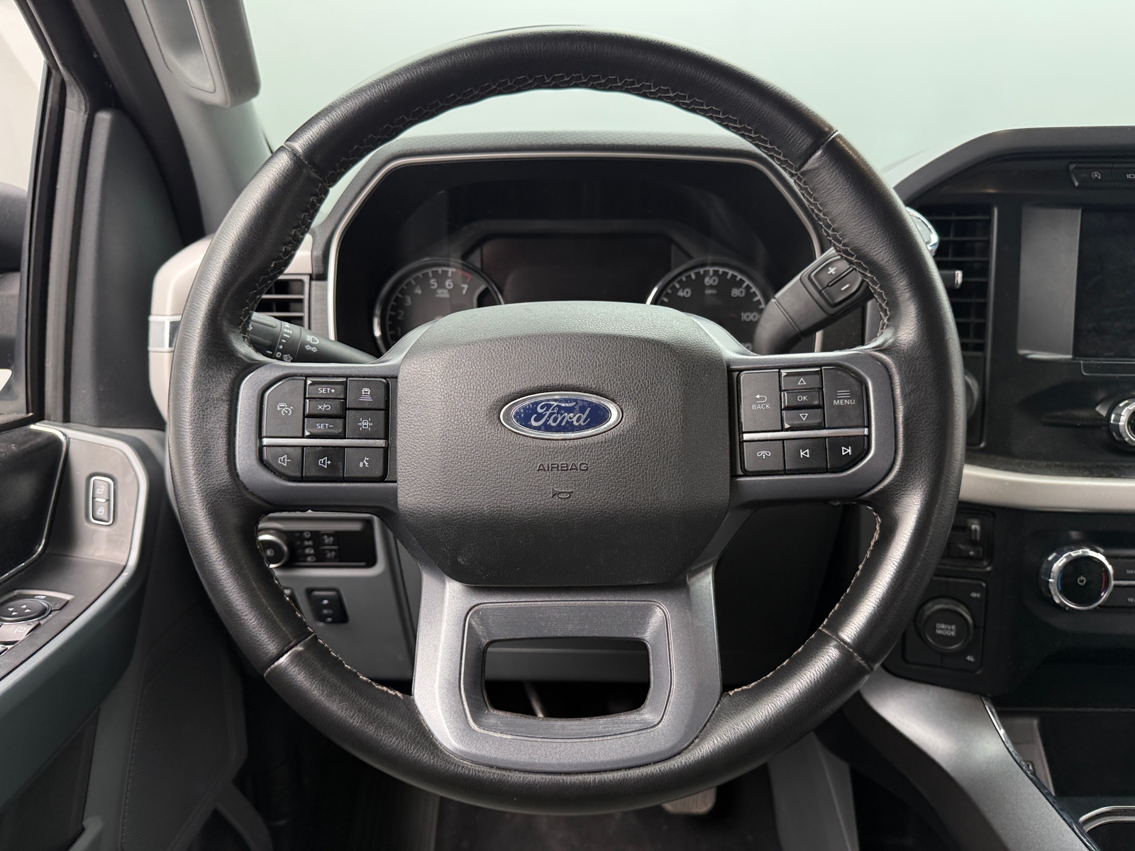 Thumbnail: 2023 Ford Econoline - 5