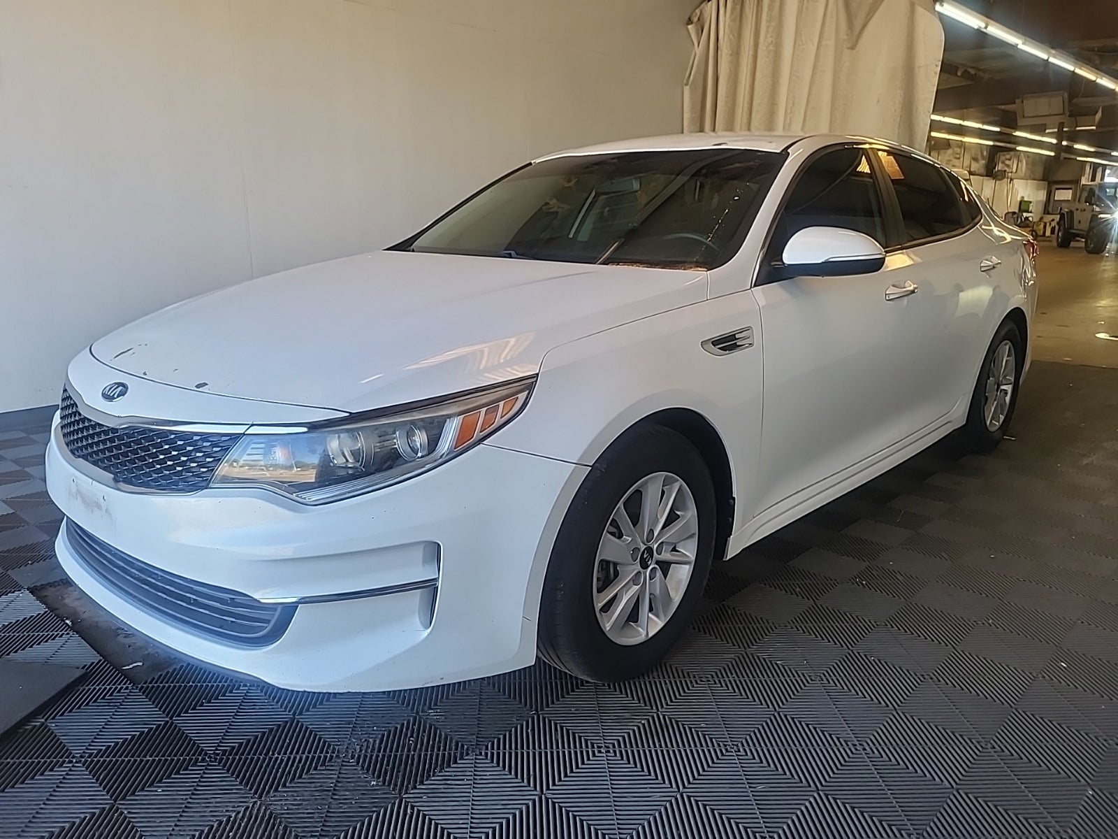 2018 Kia Optima LX