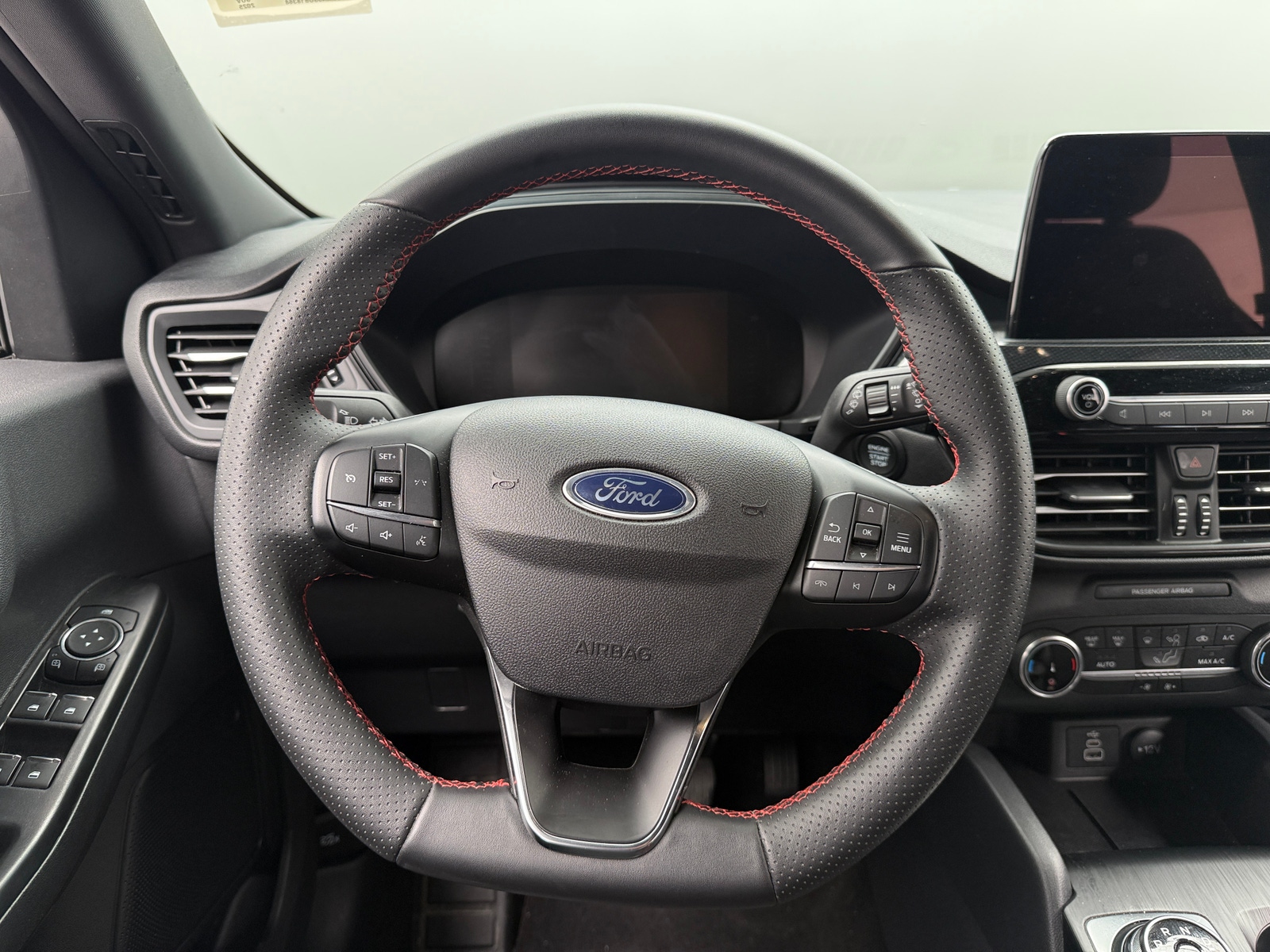 Thumbnail: 2025 Ford Escape - 4