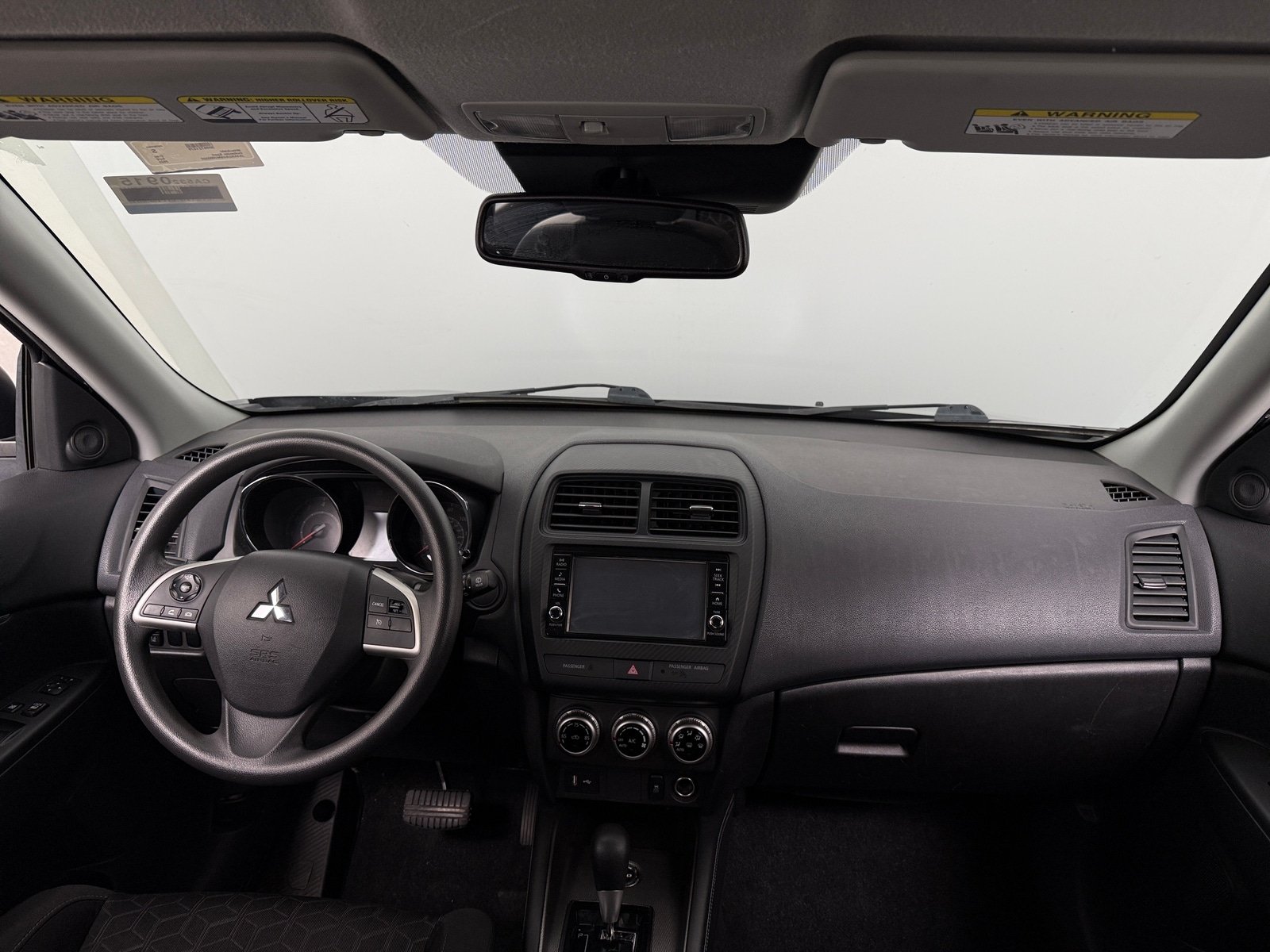 Thumbnail: 2022 Mitsubishi Outlander Sport - 3