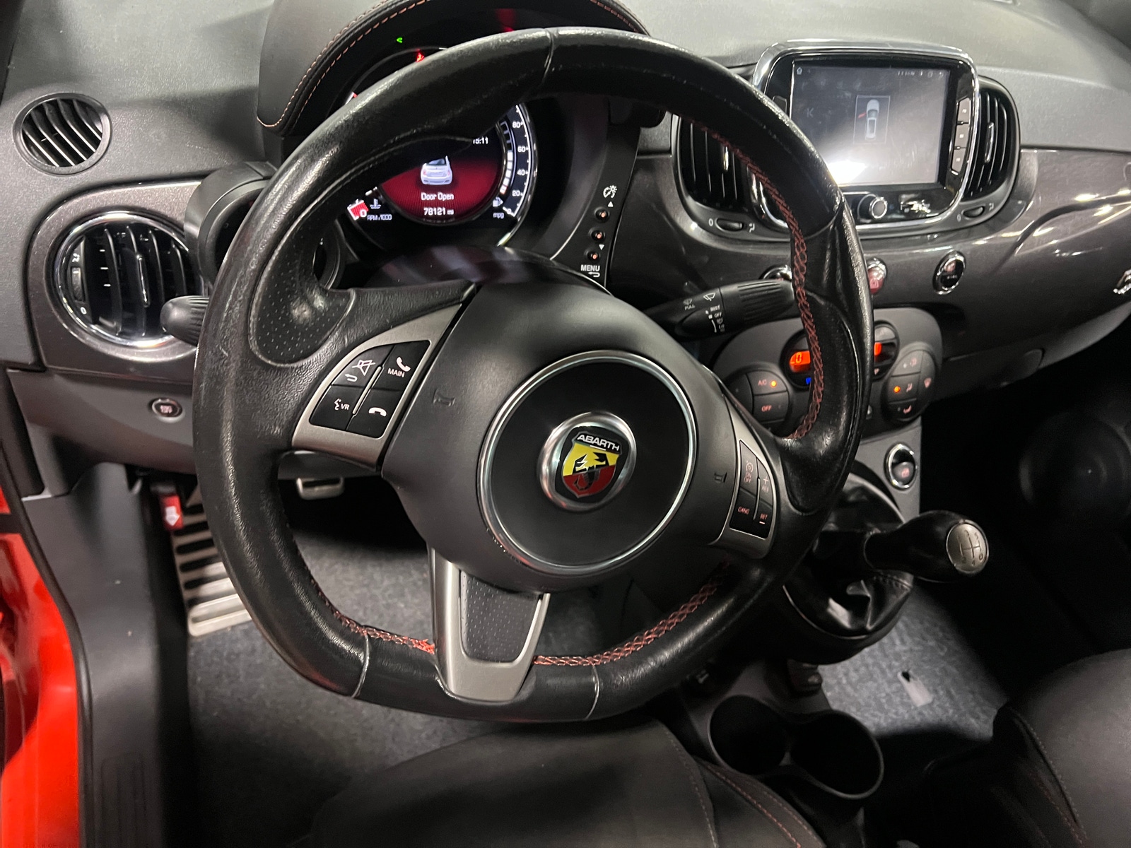 Thumbnail: 2018 Fiat 500 - 4