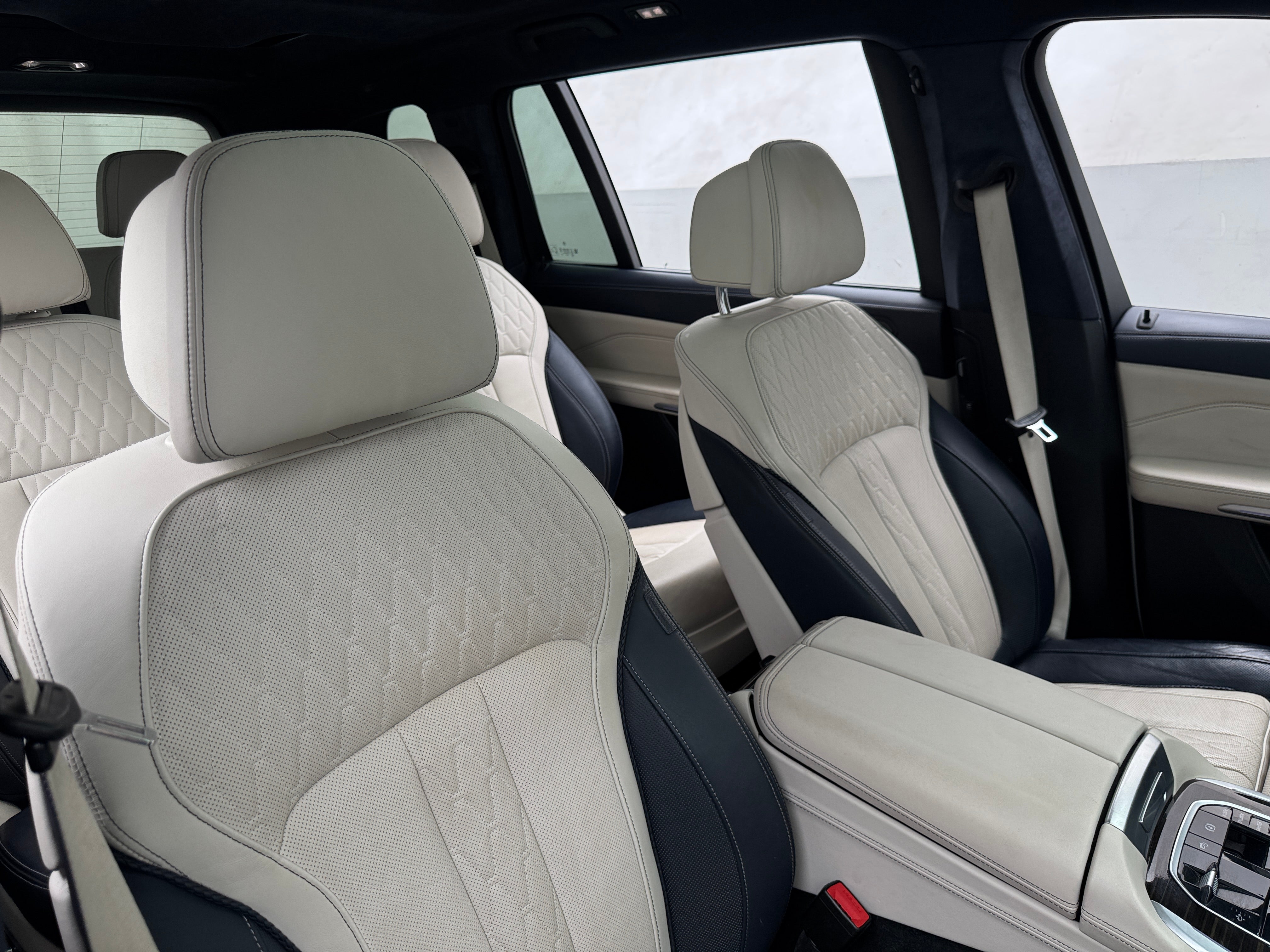 2021 BMW X7