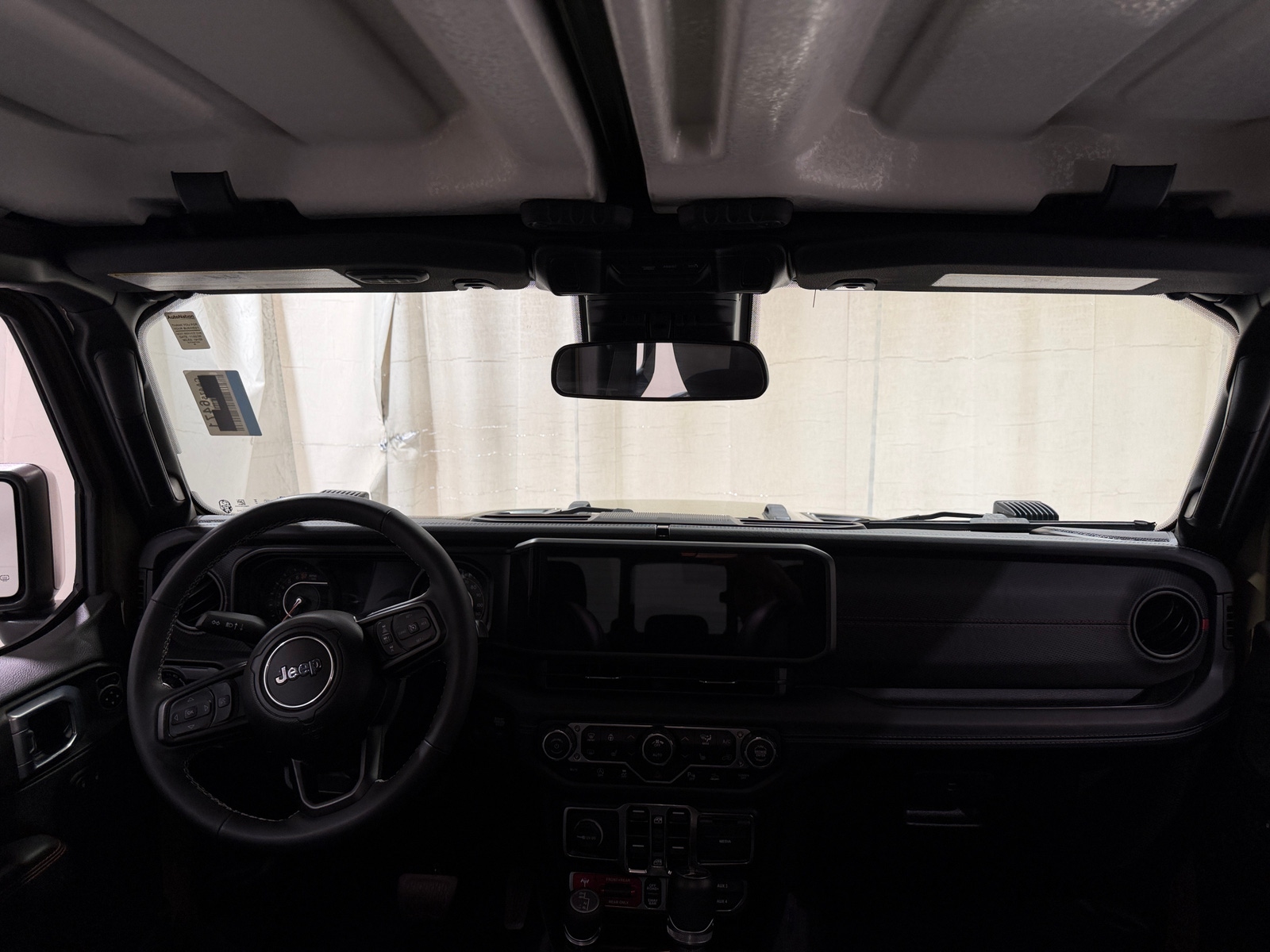 Thumbnail: 2025 Jeep Gladiator - 2