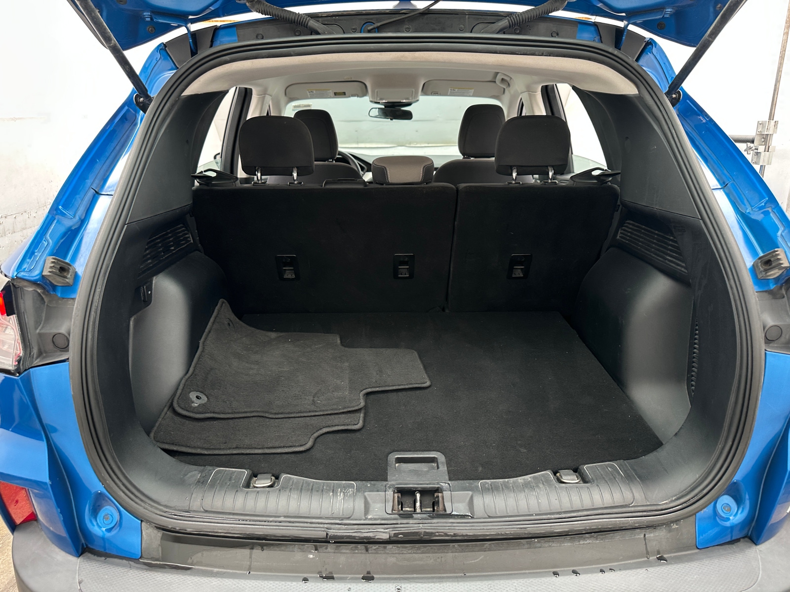 Thumbnail: 2021 Ford Escape - 7