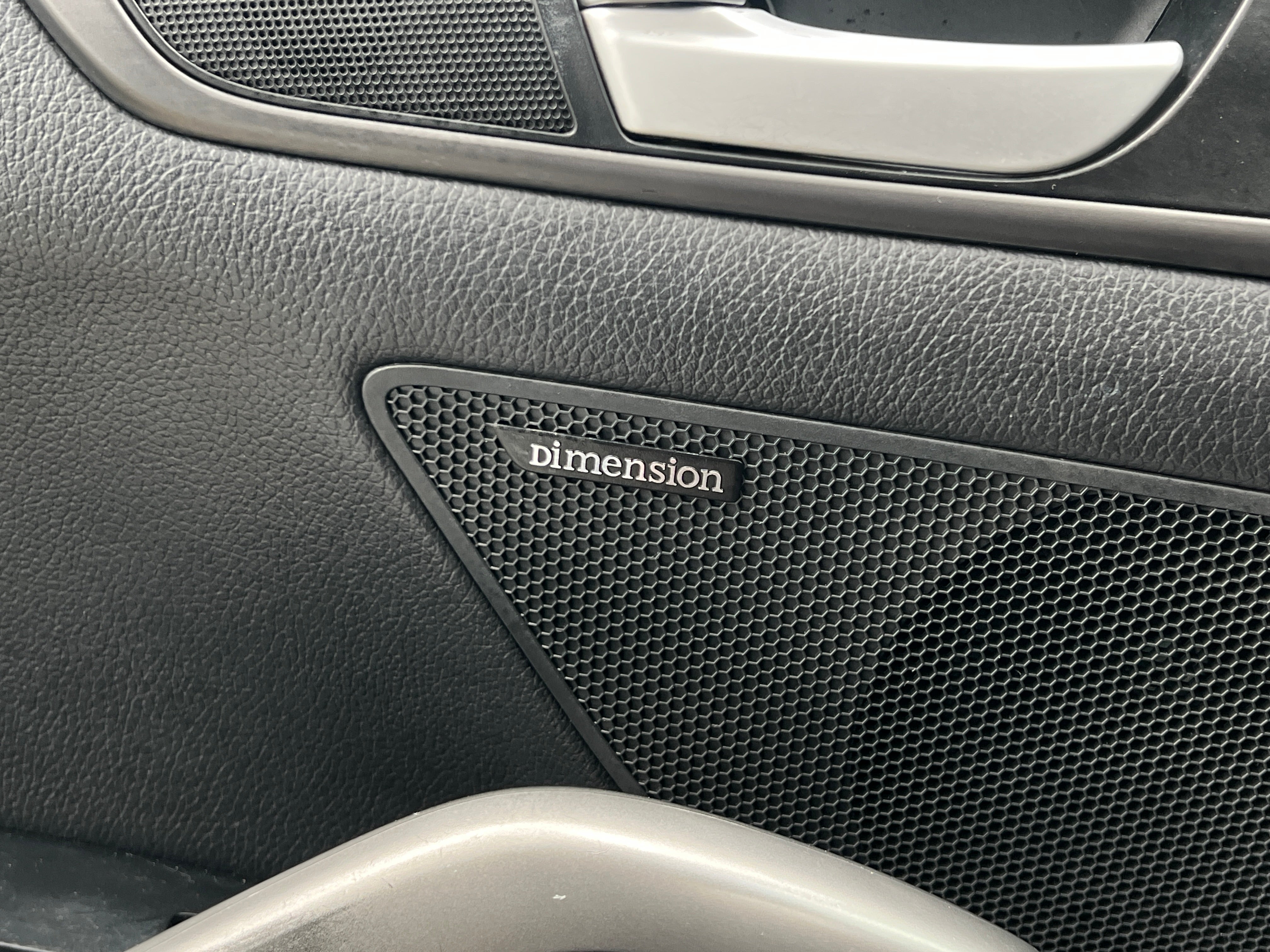 Used 2013 Hyundai Veloster Base with VIN KMHTC6AE0DU113118 for sale in Pewaukee, WI