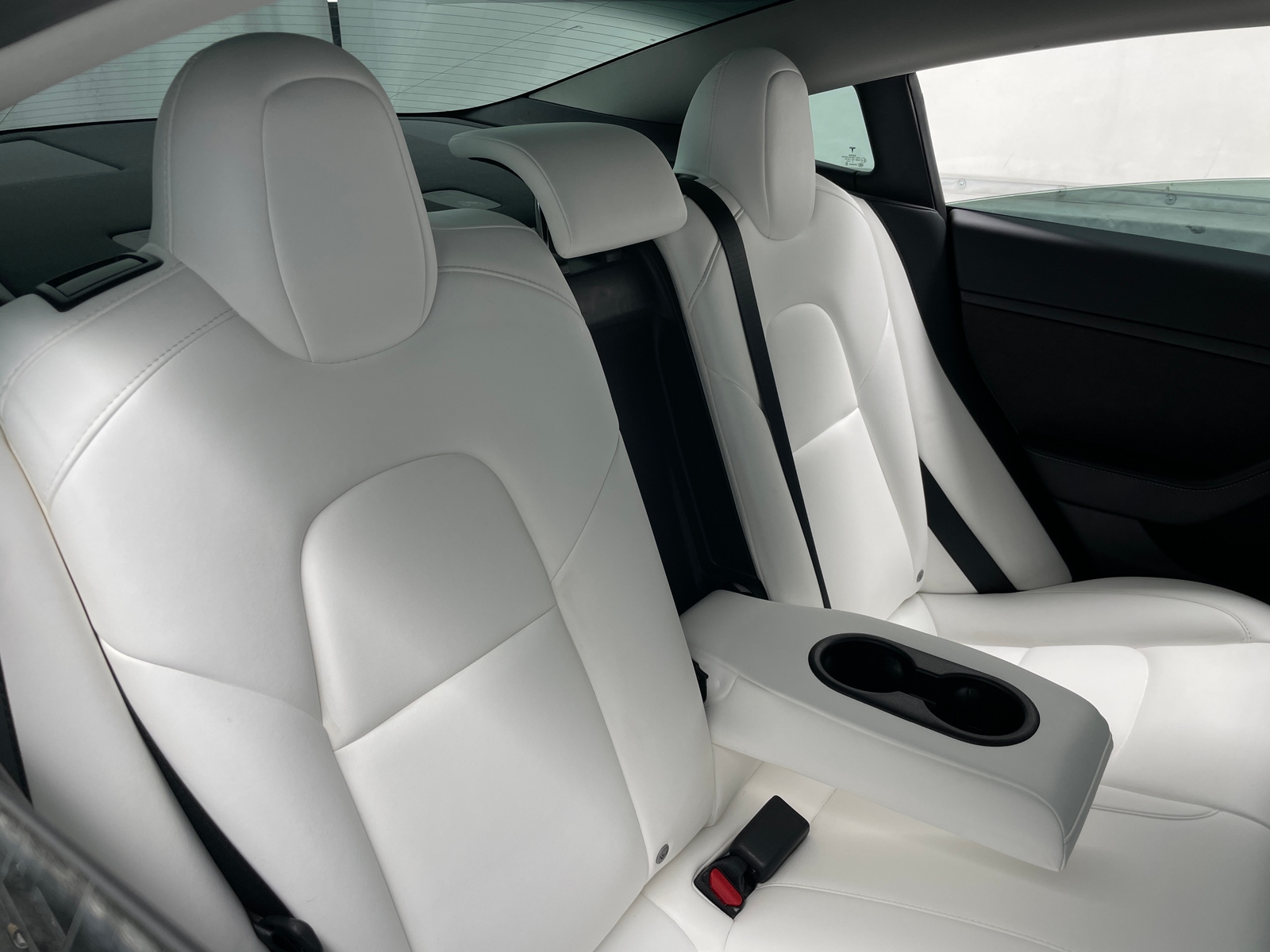 Thumbnail: 2022 Tesla Model 3 - 5