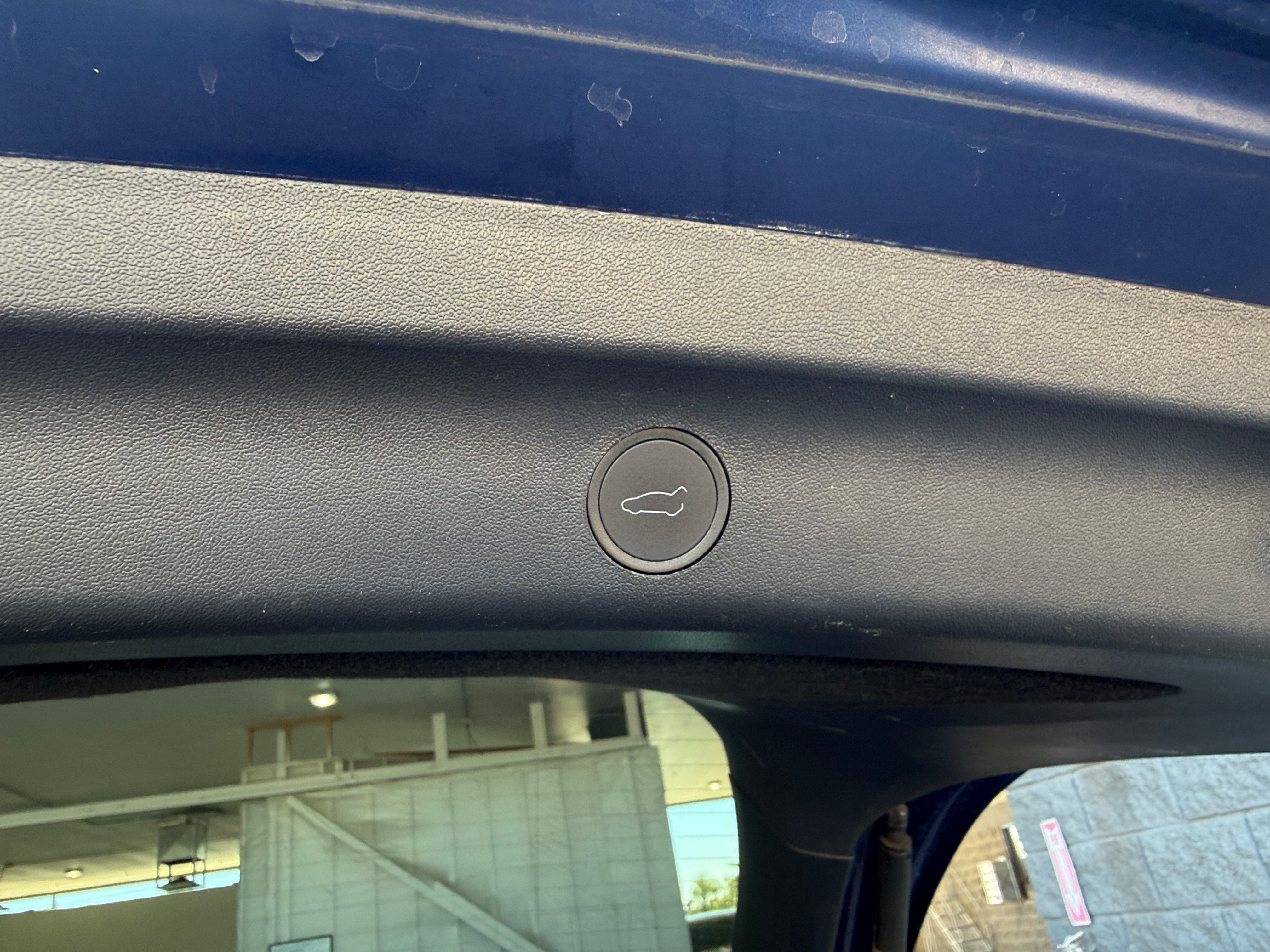 Used 2023 Tesla Model Y Long Range with VIN 7SAYGDEE2PF639134 for sale in Oak Creek, WI