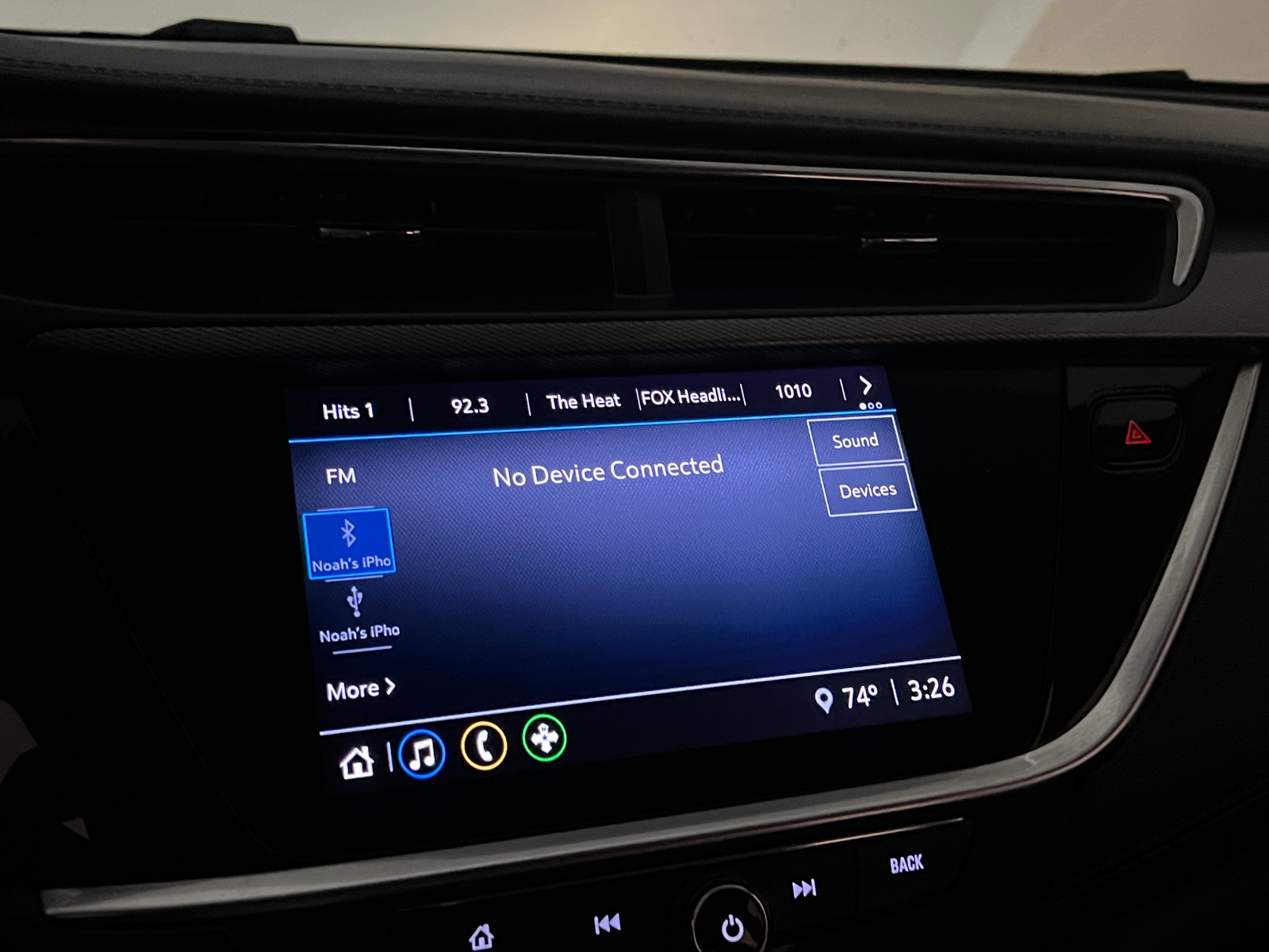 Thumbnail: 2020 Buick Encore GX - 3