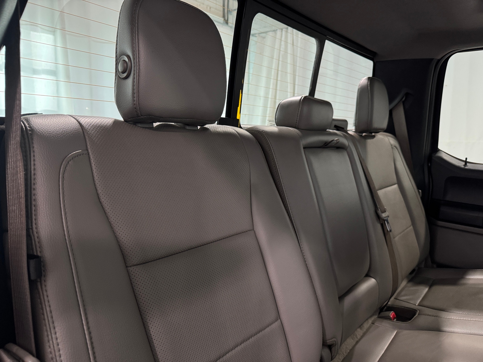 Thumbnail: 2016 Ford Econoline - 5
