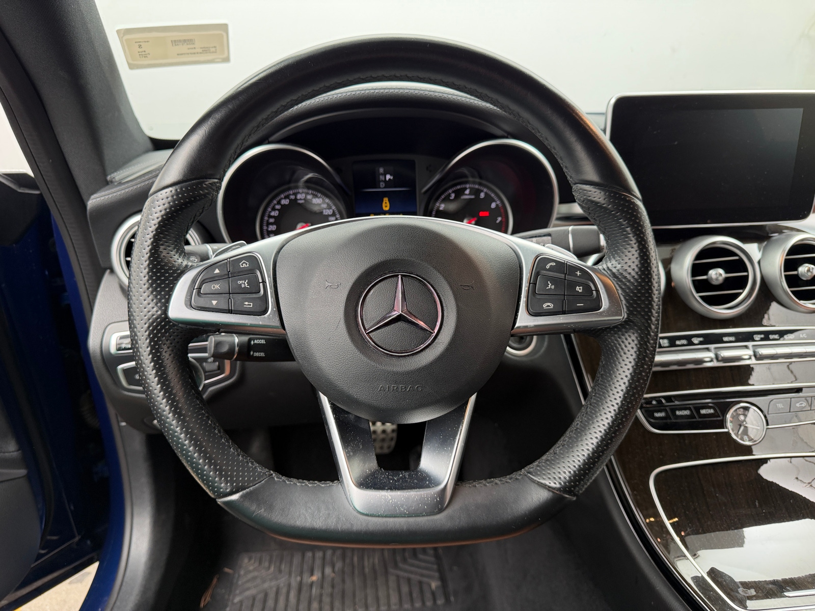 Thumbnail: 2017 Mercedes-Benz C-Class - 3