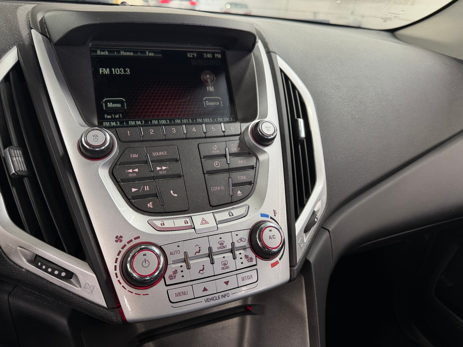 Thumbnail: 2015 GMC Terrain - 4