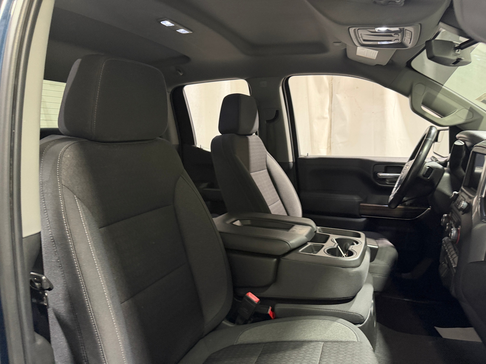 Thumbnail: 2022 Chevrolet Silverado 1500 - 2