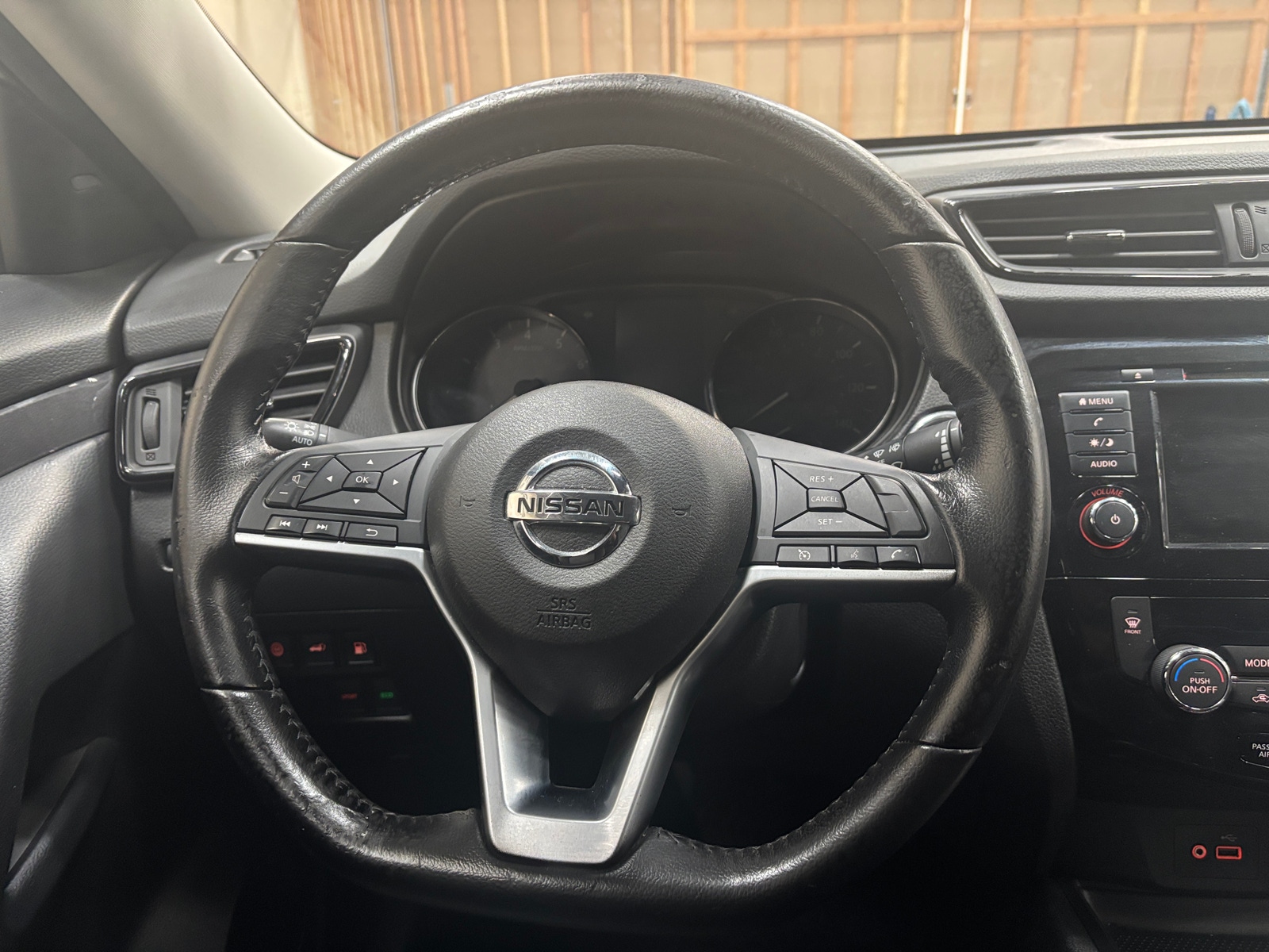 Thumbnail: 2020 Nissan Rogue - 5