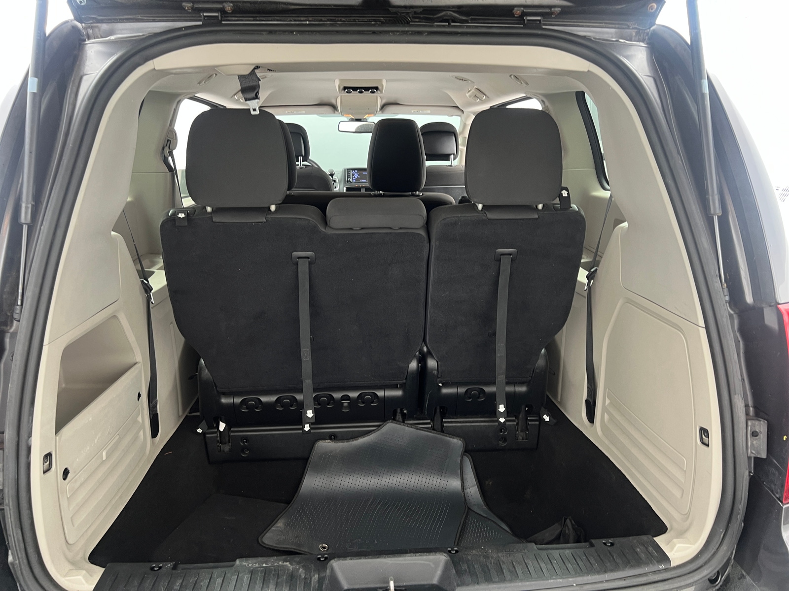 Thumbnail: 2018 Dodge Grand Caravan - 7