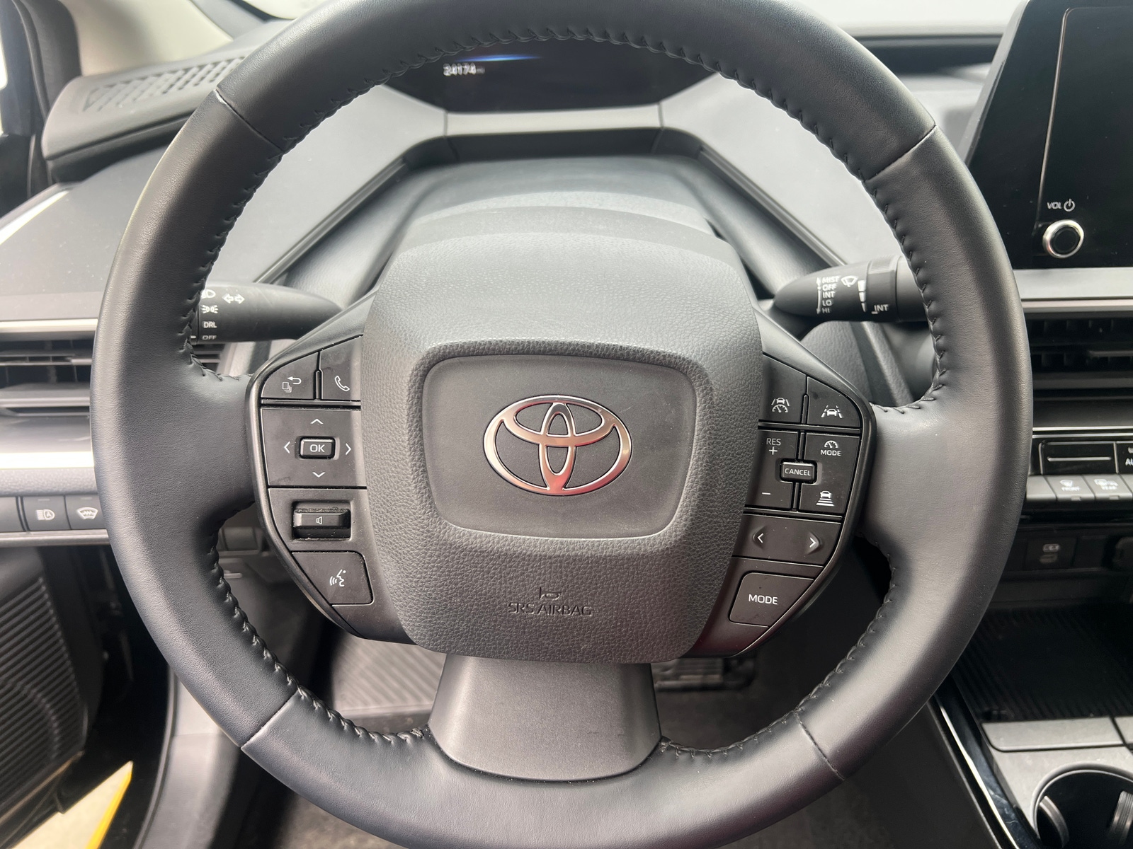 Thumbnail: 2025 Toyota Prius - 5
