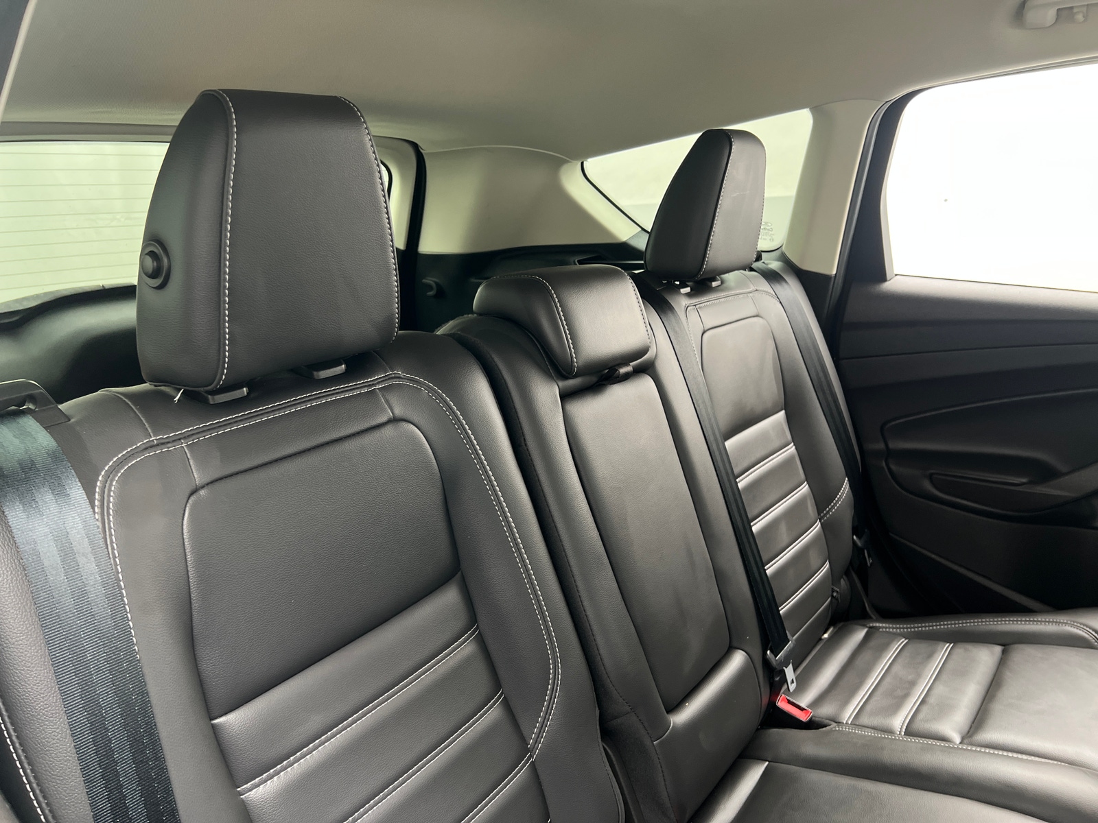 Thumbnail: 2019 Ford Escape - 5