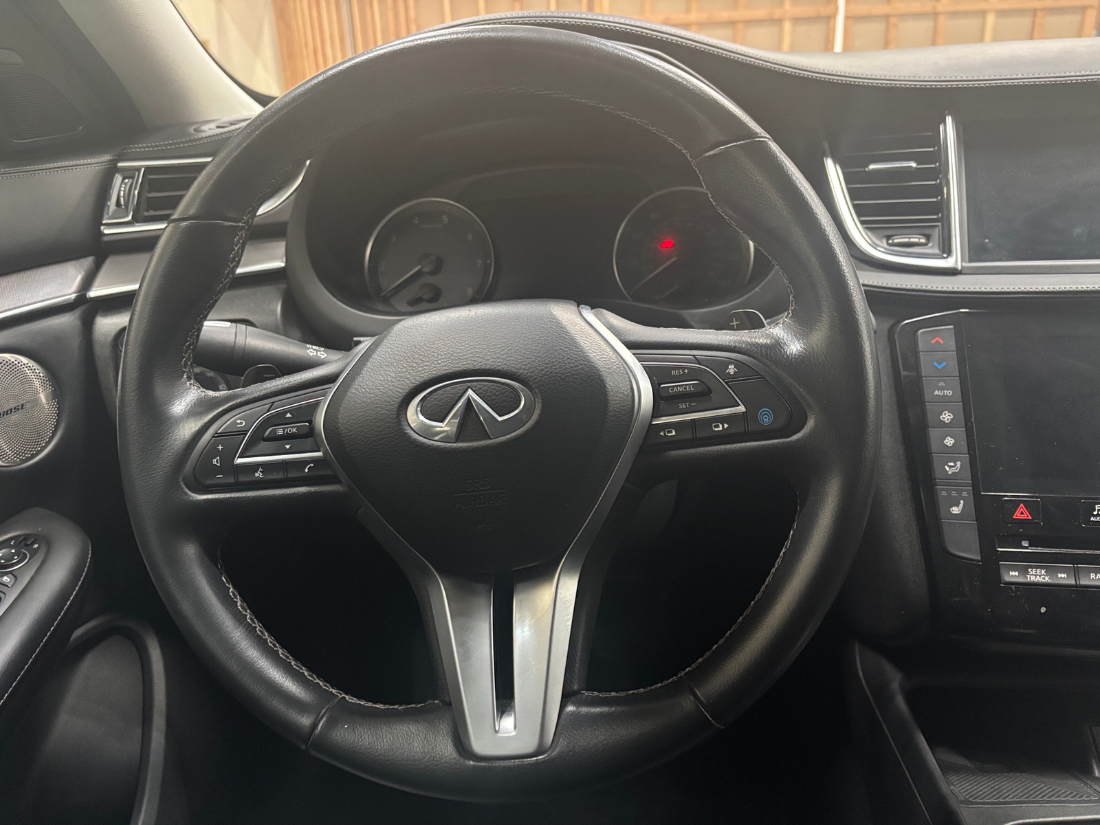 Thumbnail: 2023 INFINITI QX50 - 4
