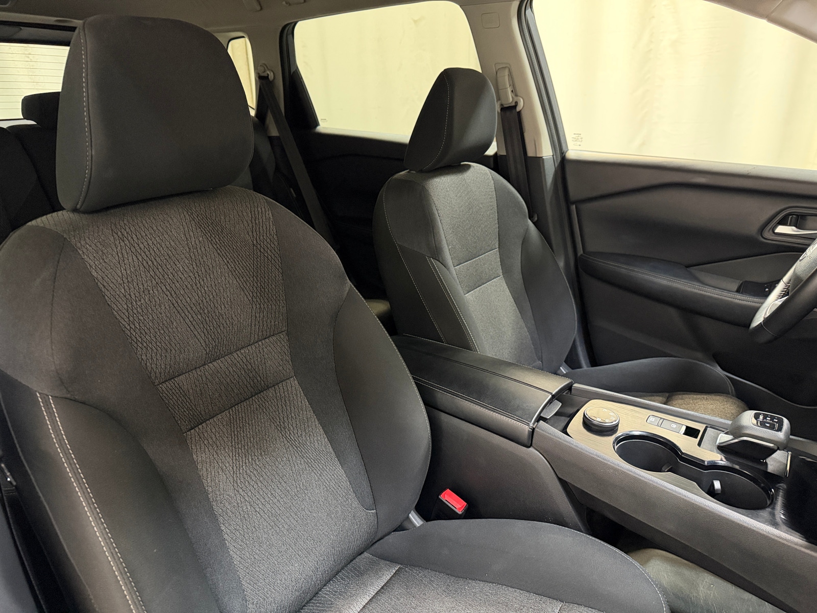 Thumbnail: 2025 Nissan Rogue - 2