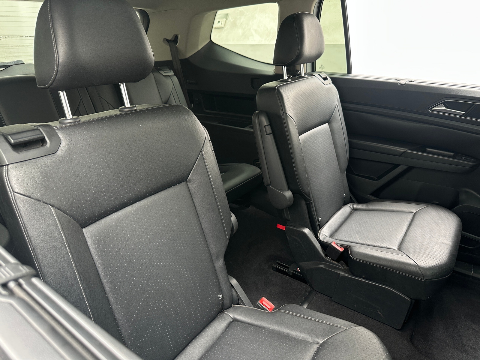 Thumbnail: 2018 Volkswagen Atlas - 5