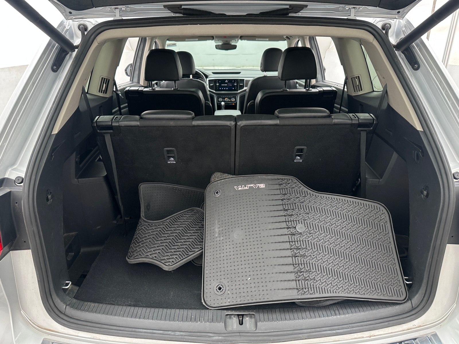 Thumbnail: 2018 Volkswagen Atlas - 6