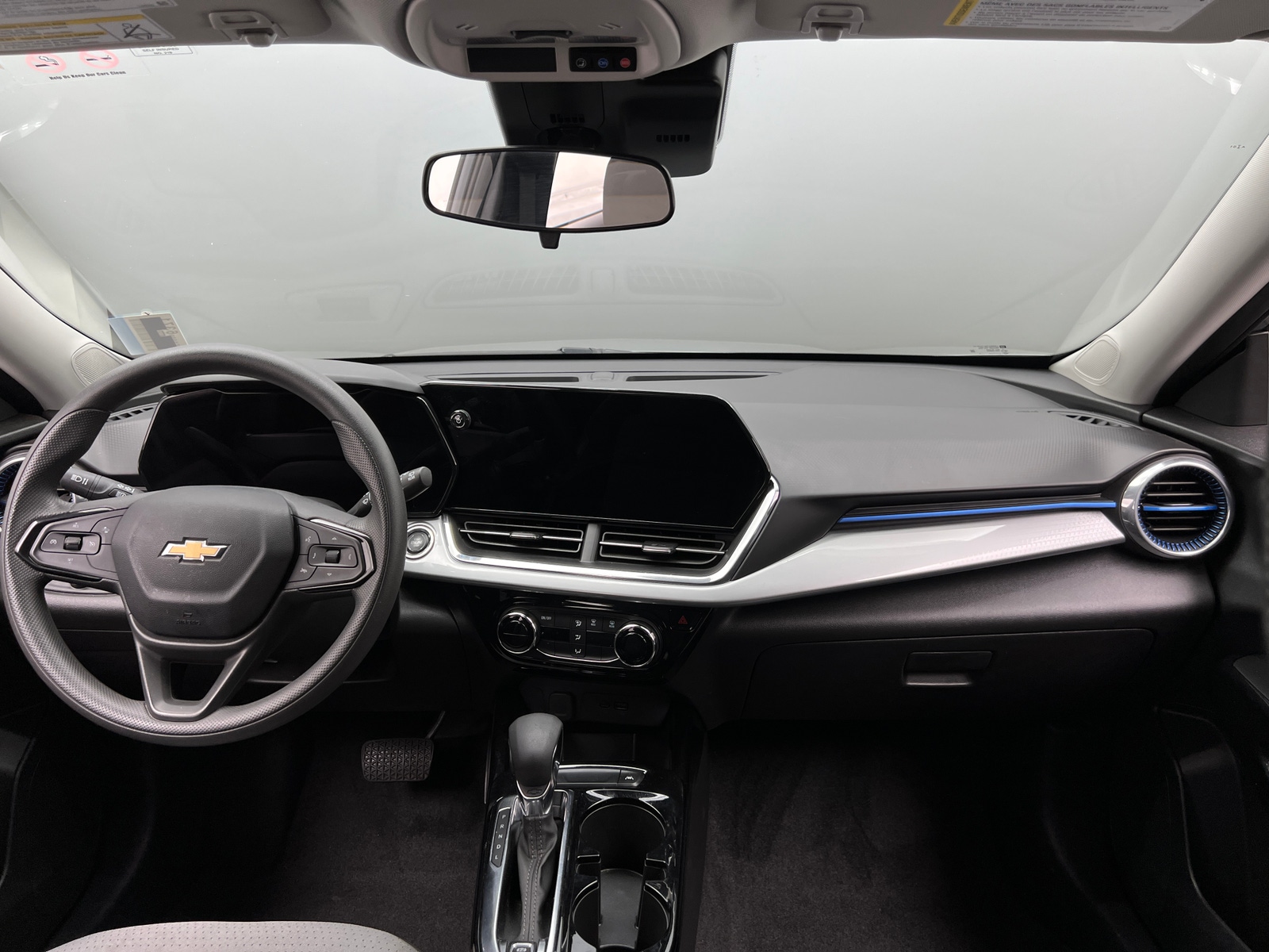 Thumbnail: 2025 Chevrolet Trax - 2