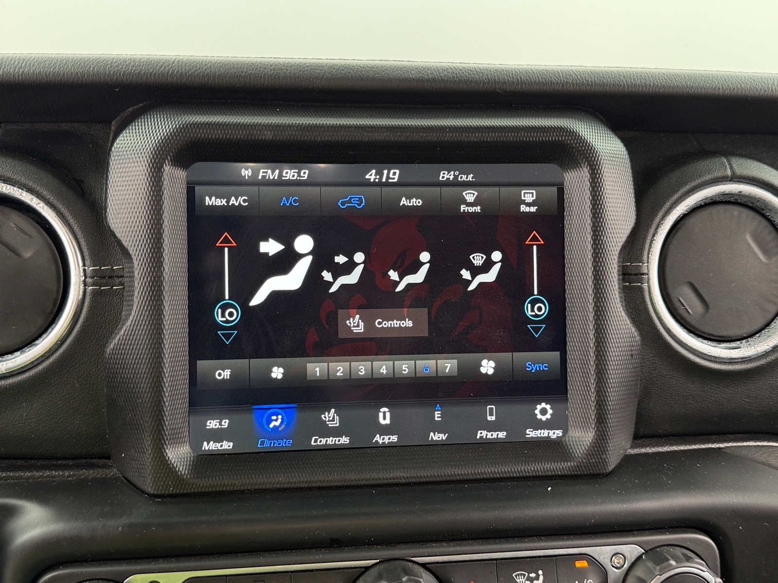 Thumbnail: 2021 Jeep Wrangler - 3