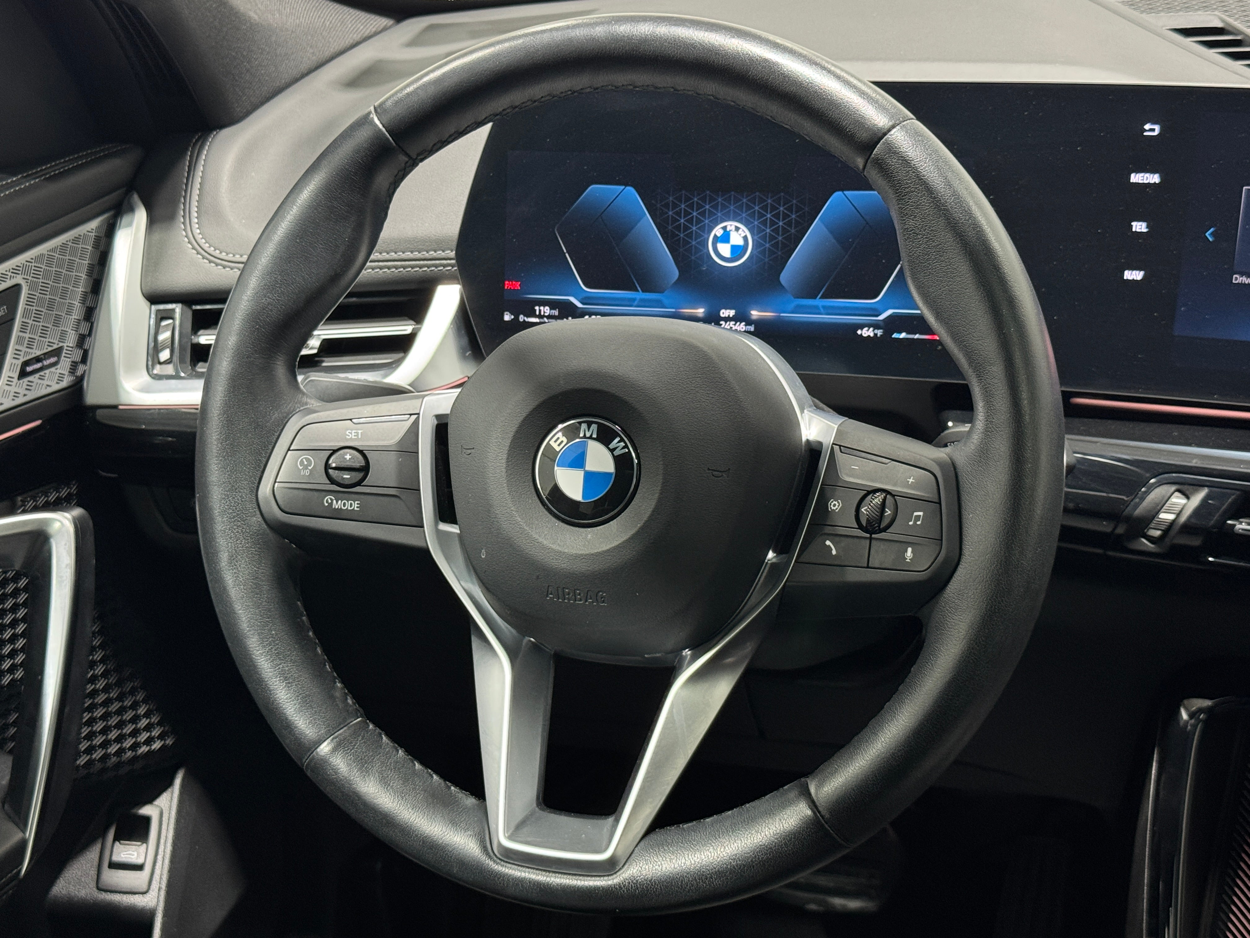 2024 BMW X1
